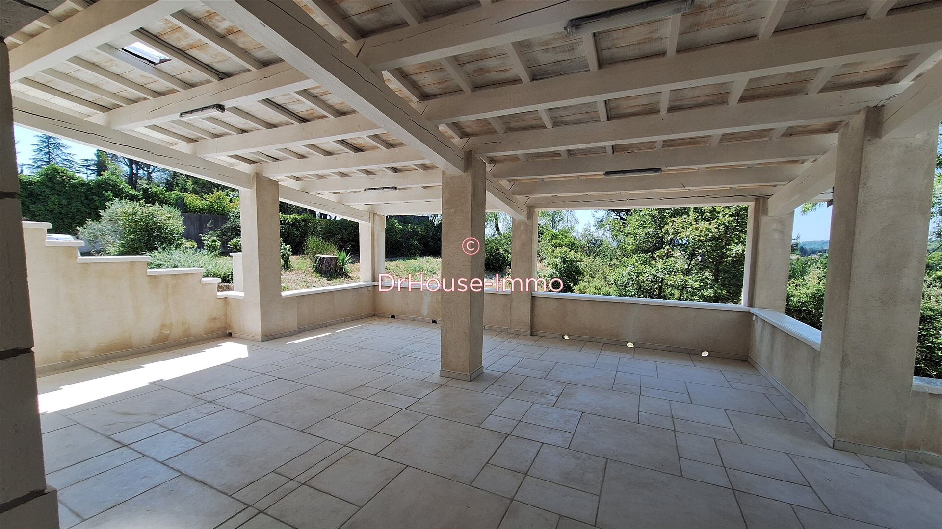 Maison à louer, 93m², Noves