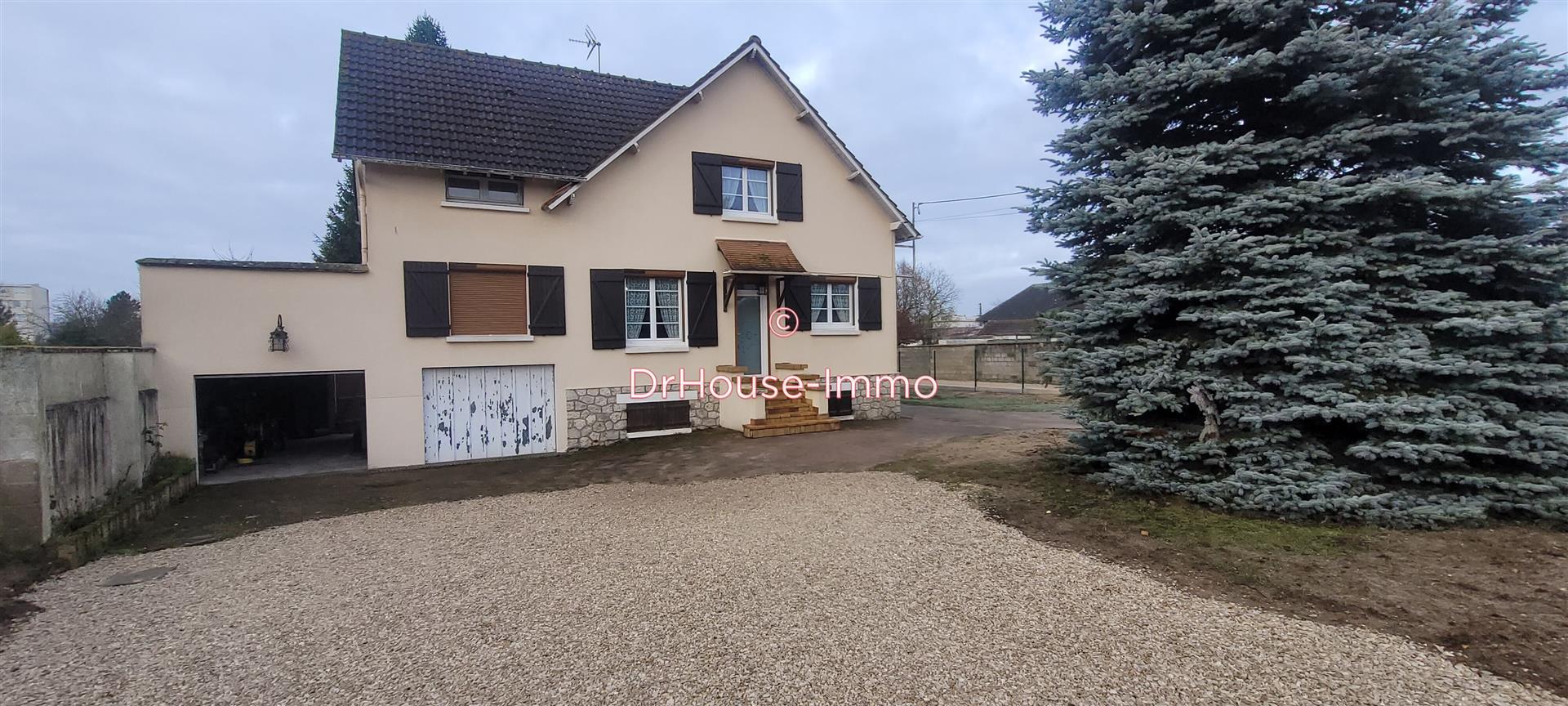 Maison à vendre, 111m², Amilly