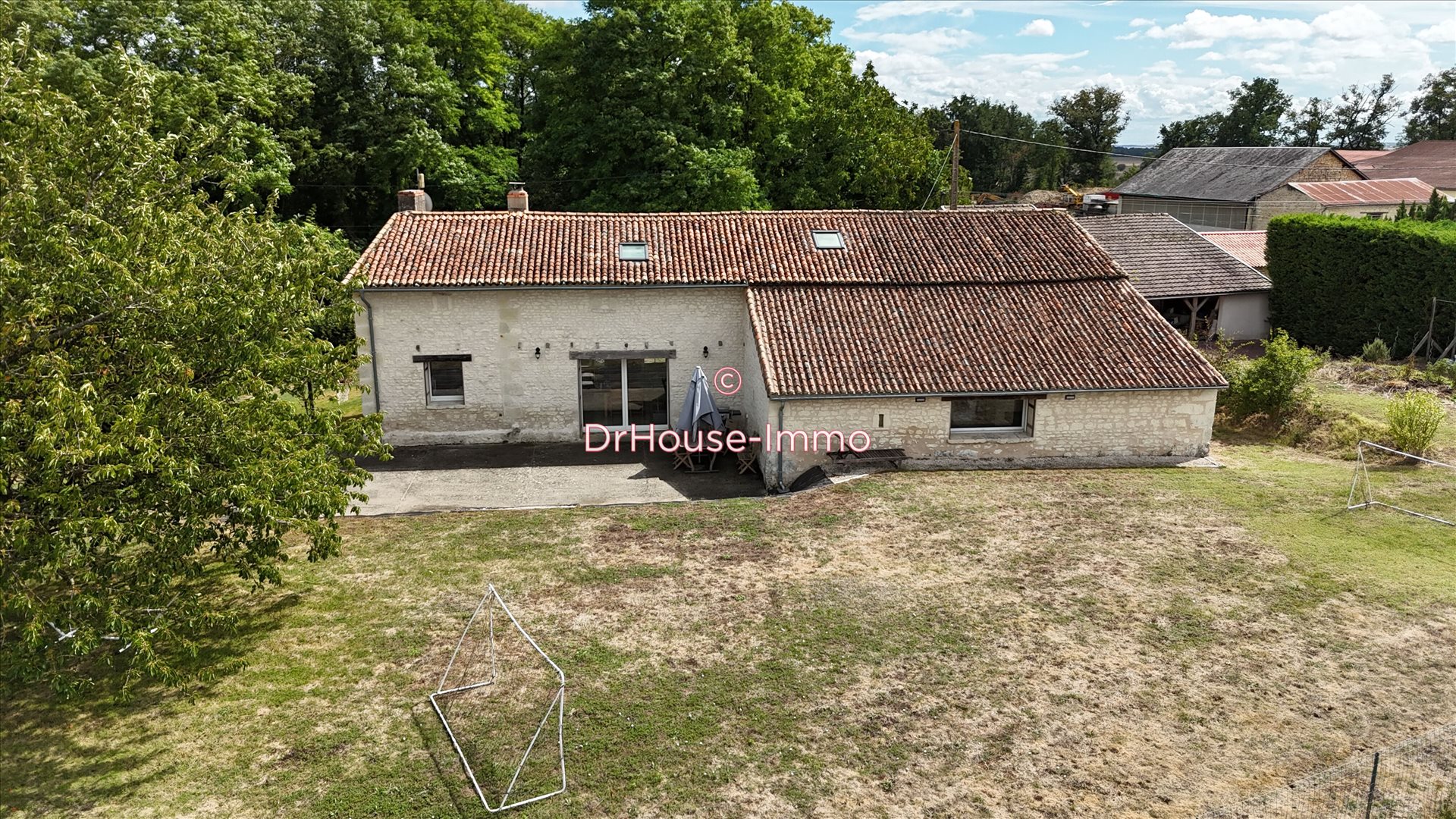 Maison à vendre, 189m², Thurageau