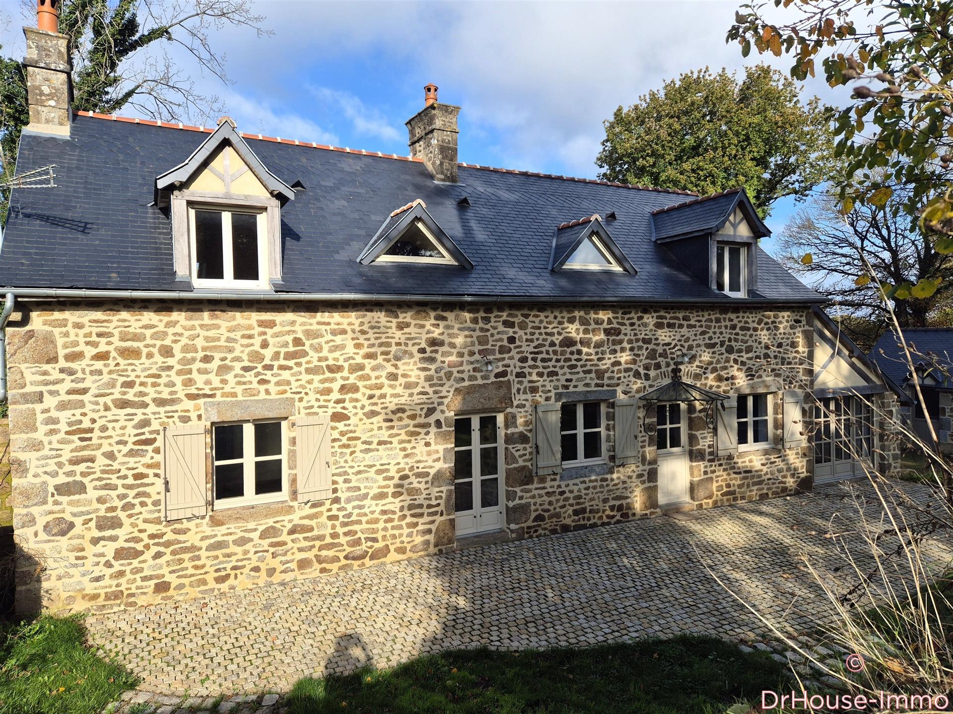 Maison à vendre, 130m², Gorron
