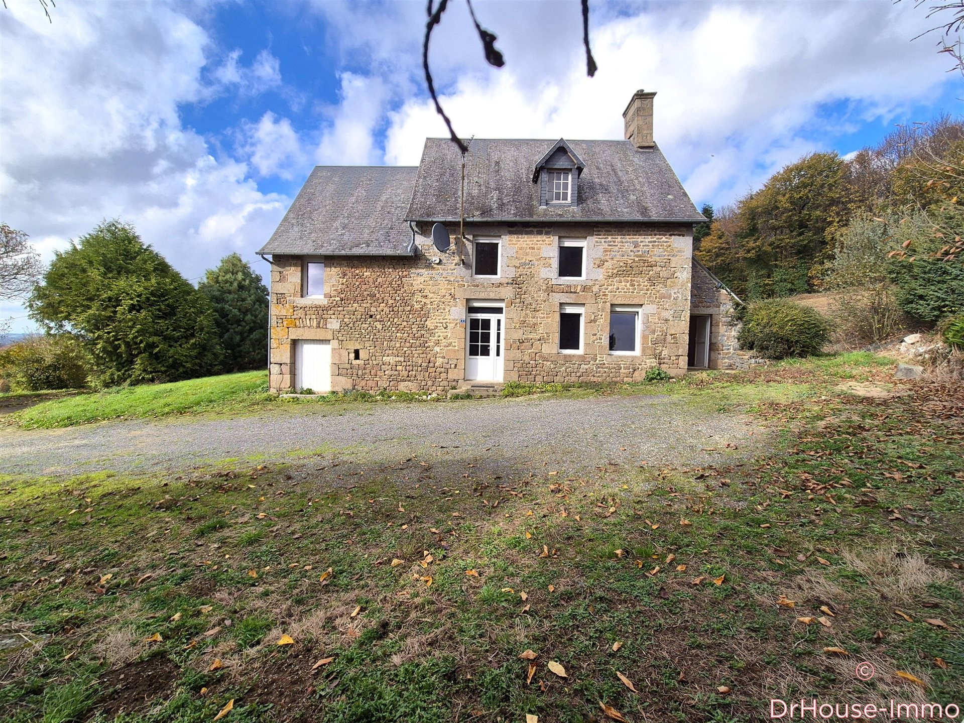Maison à vendre, 106m², Saint-Pois