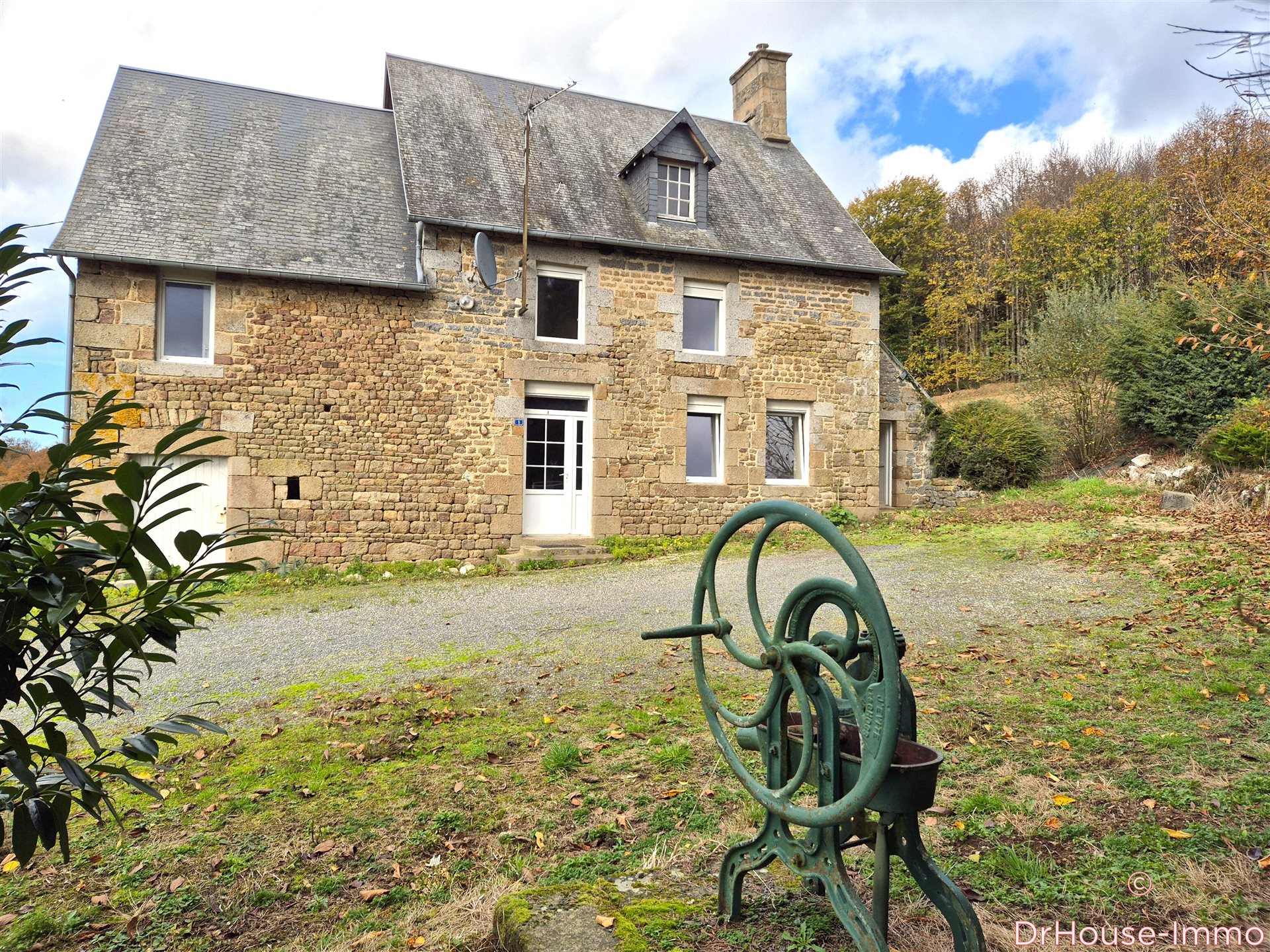 Maison à vendre, 106m², Saint-Pois