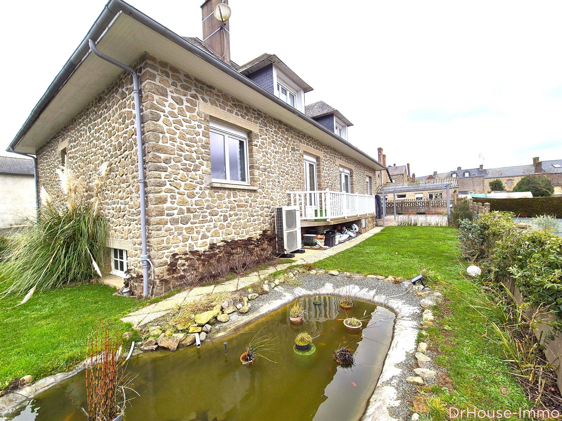 Maison à vendre, 169m², Gorron