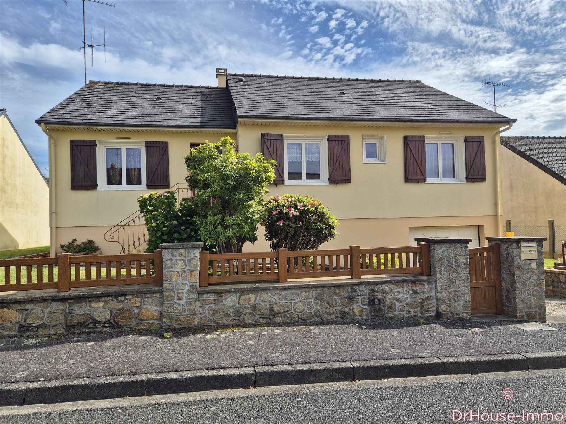 Maison à vendre, 94m², Ernée