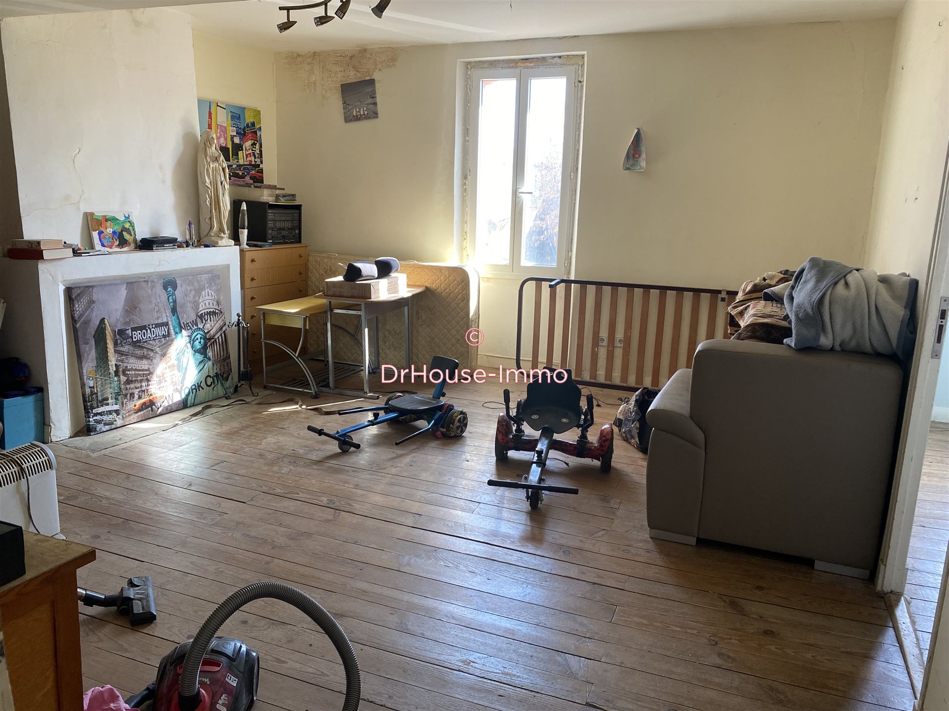 Maison à vendre, 149m², La Tour-du-Crieu