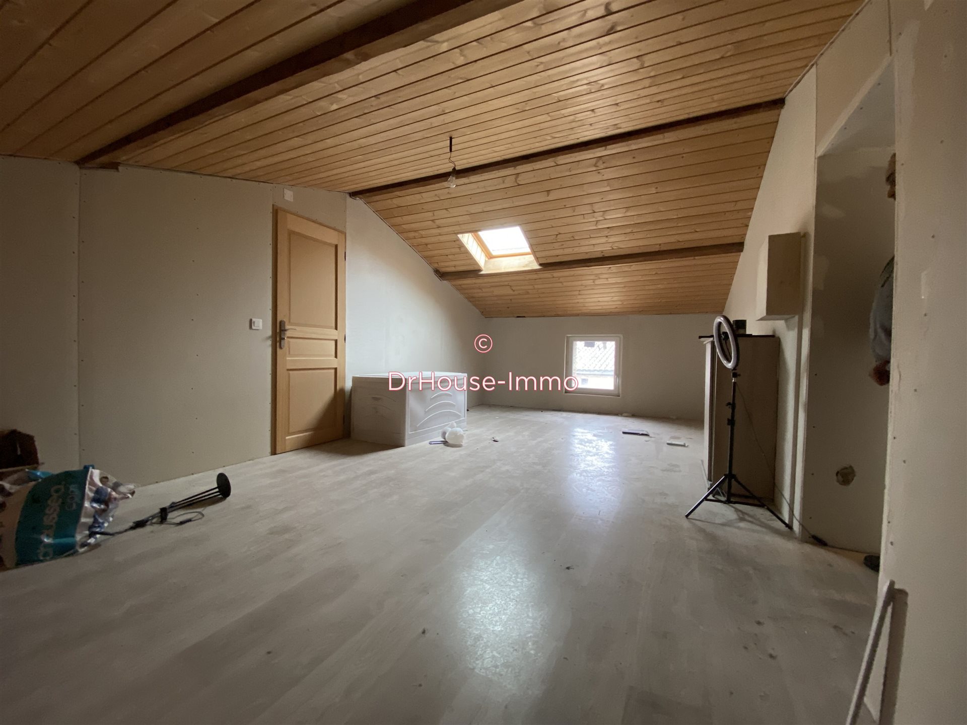 Maison à vendre, 180m², La Tour-du-Crieu