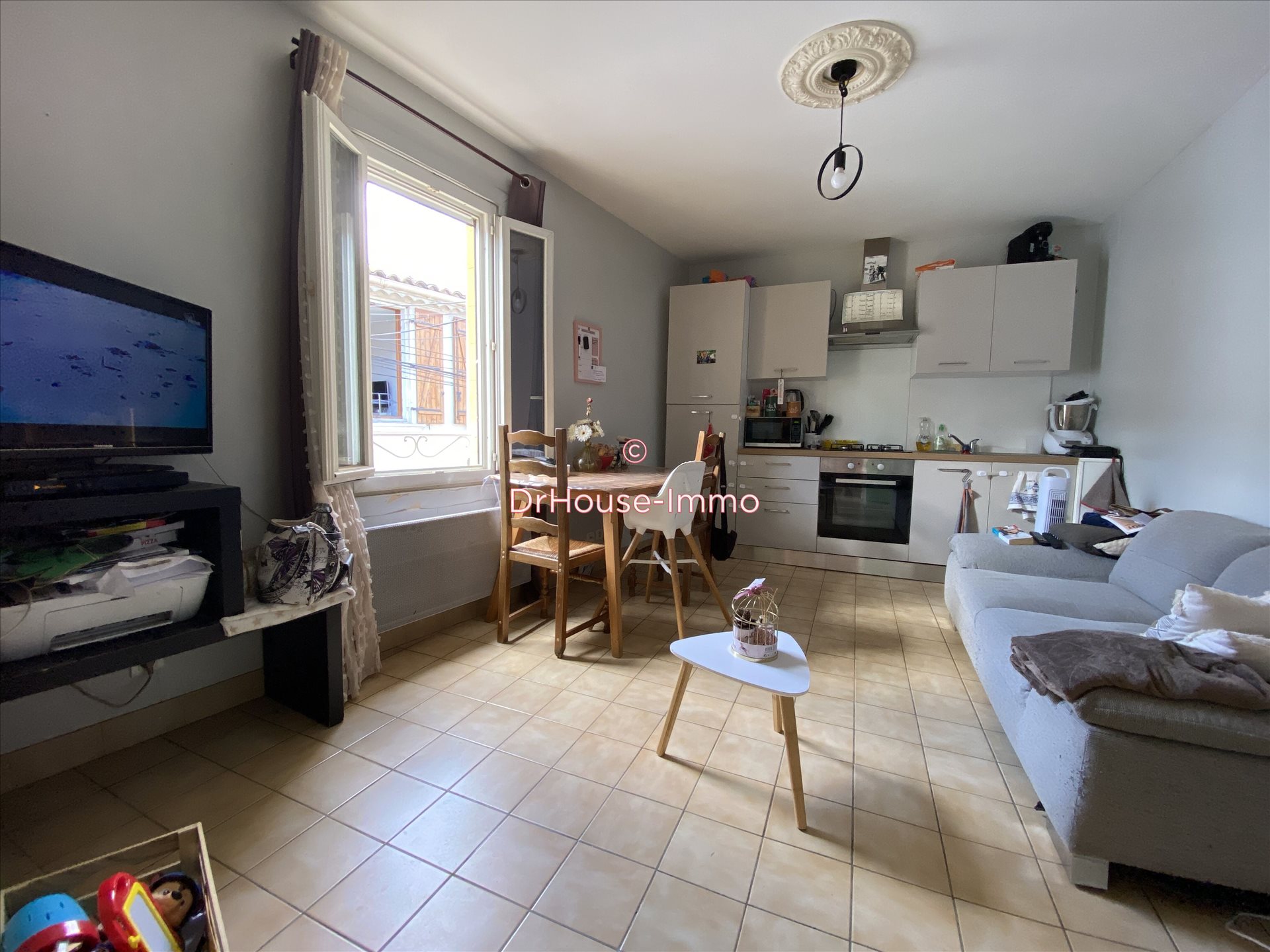 Maison à vendre, 145m², Saint-Laurent-d'Aigouze