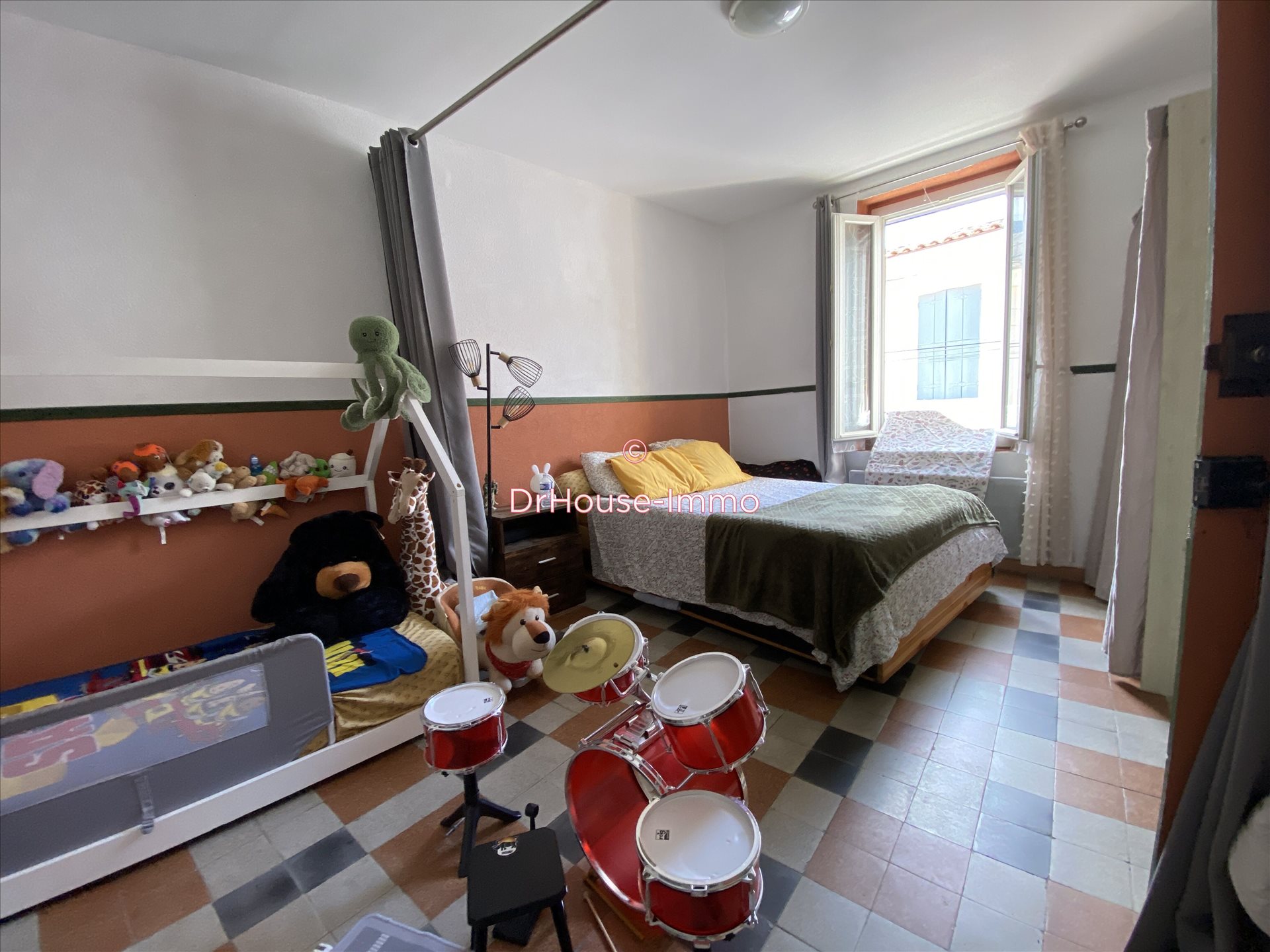 Maison à vendre, 145m², Saint-Laurent-d'Aigouze