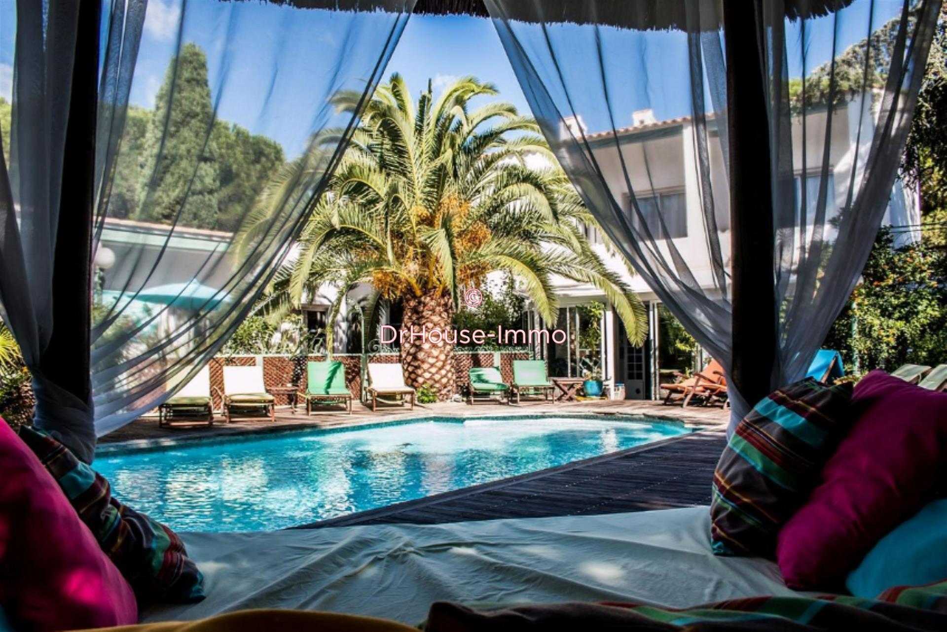 Maison à vendre, 530m², Agde (Cap d'Agde)