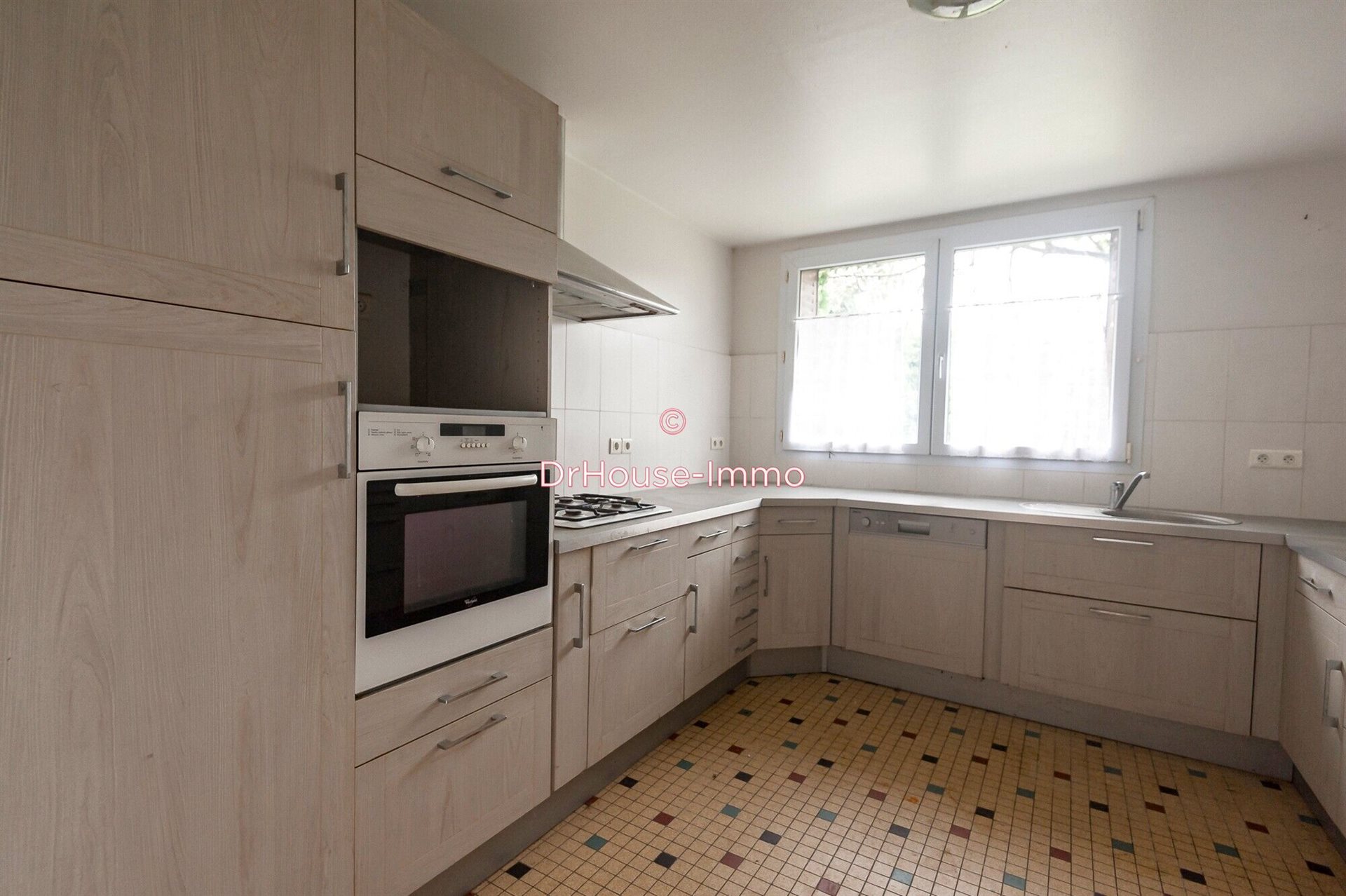 Maison à vendre, 130m², Neuville-de-Poitou