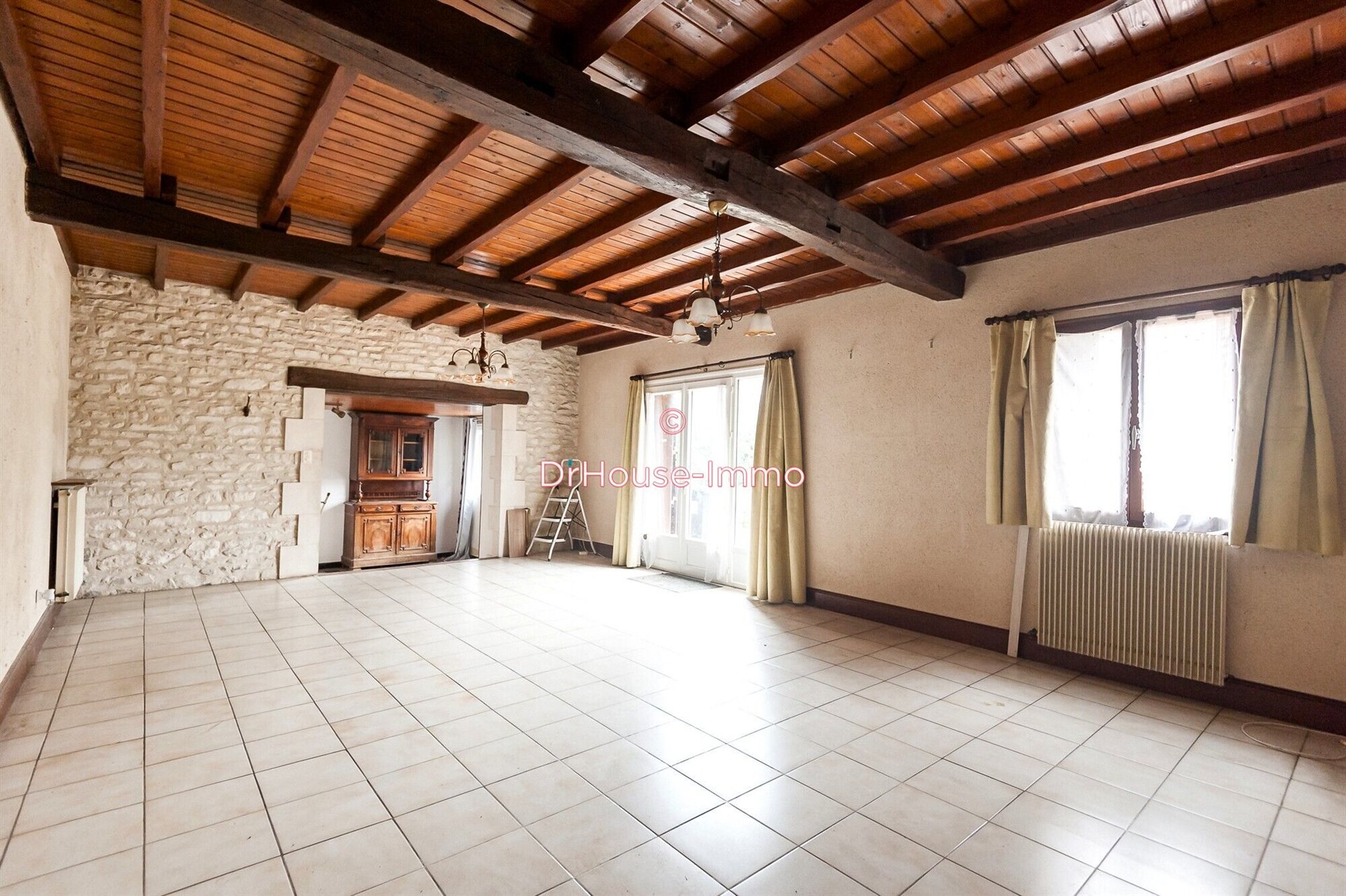 Maison à vendre, 130m², Neuville-de-Poitou