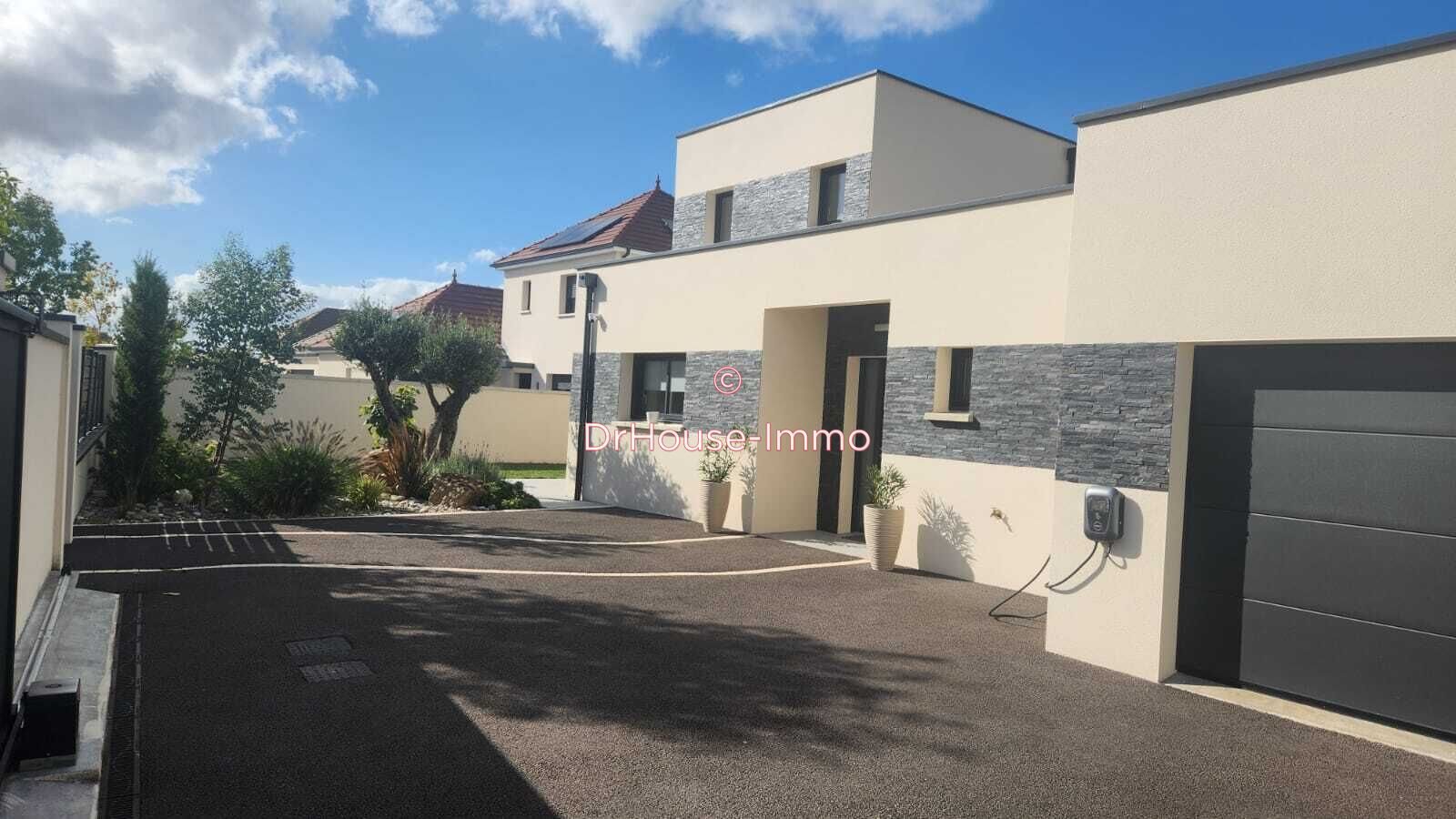 Maison à vendre, 160m², Bréviandes