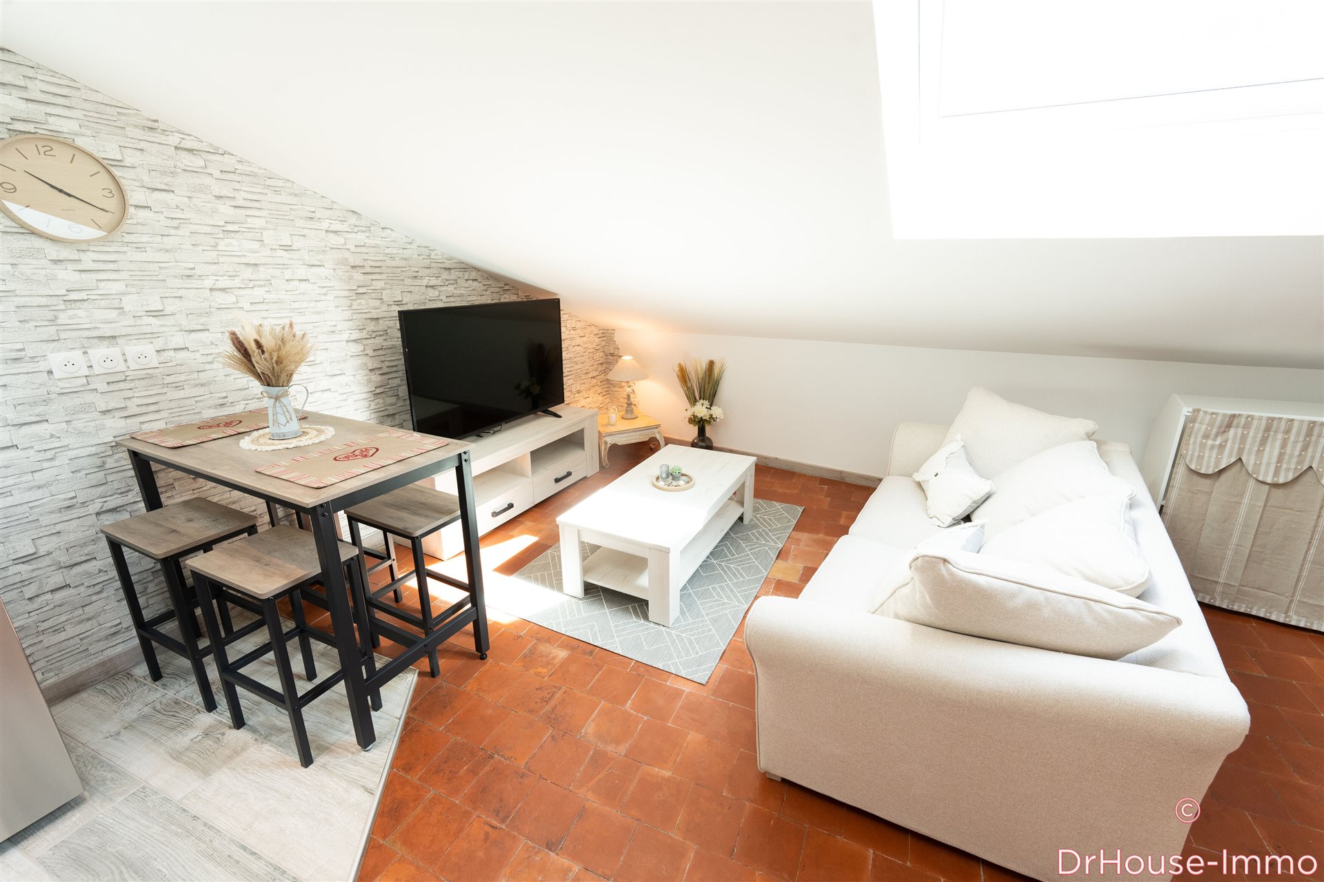 Maison à vendre, 340m², Riez