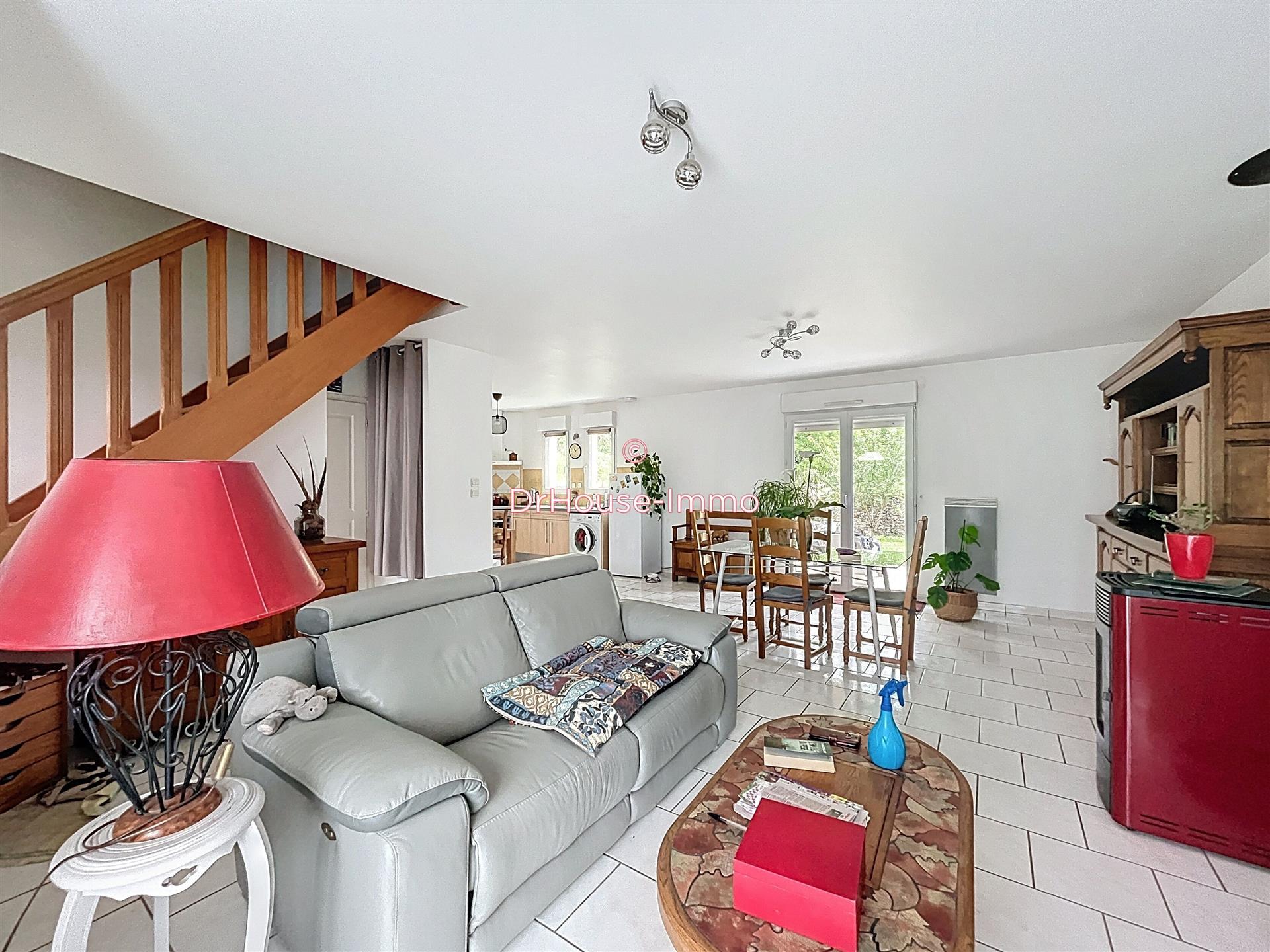 Maison à vendre, 106m², Savigné-sur-Lathan