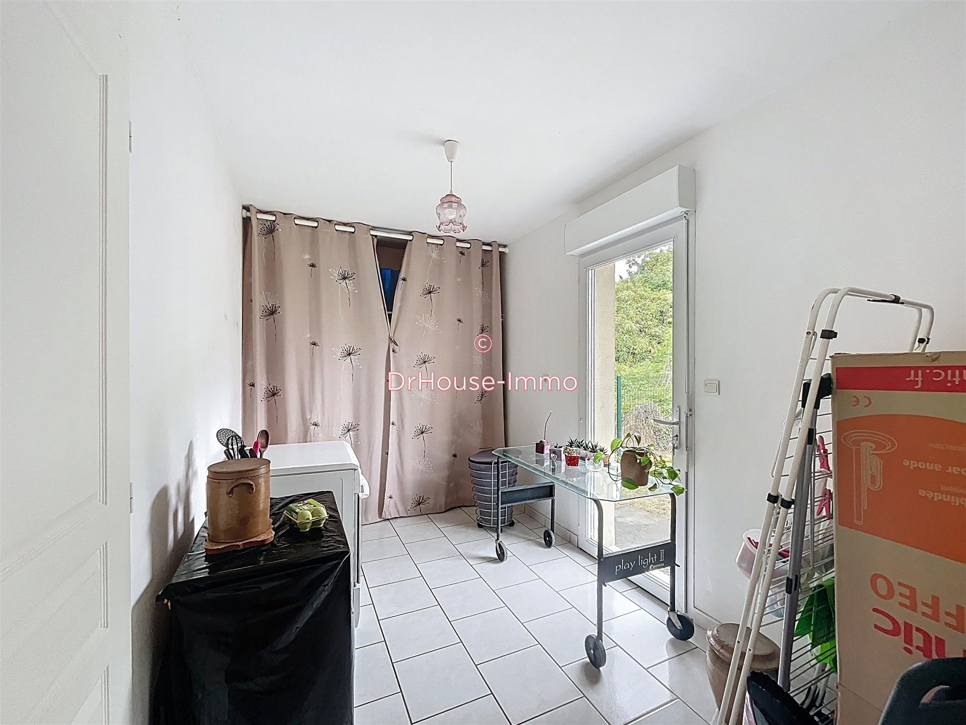 Maison à vendre, 106m², Savigné-sur-Lathan