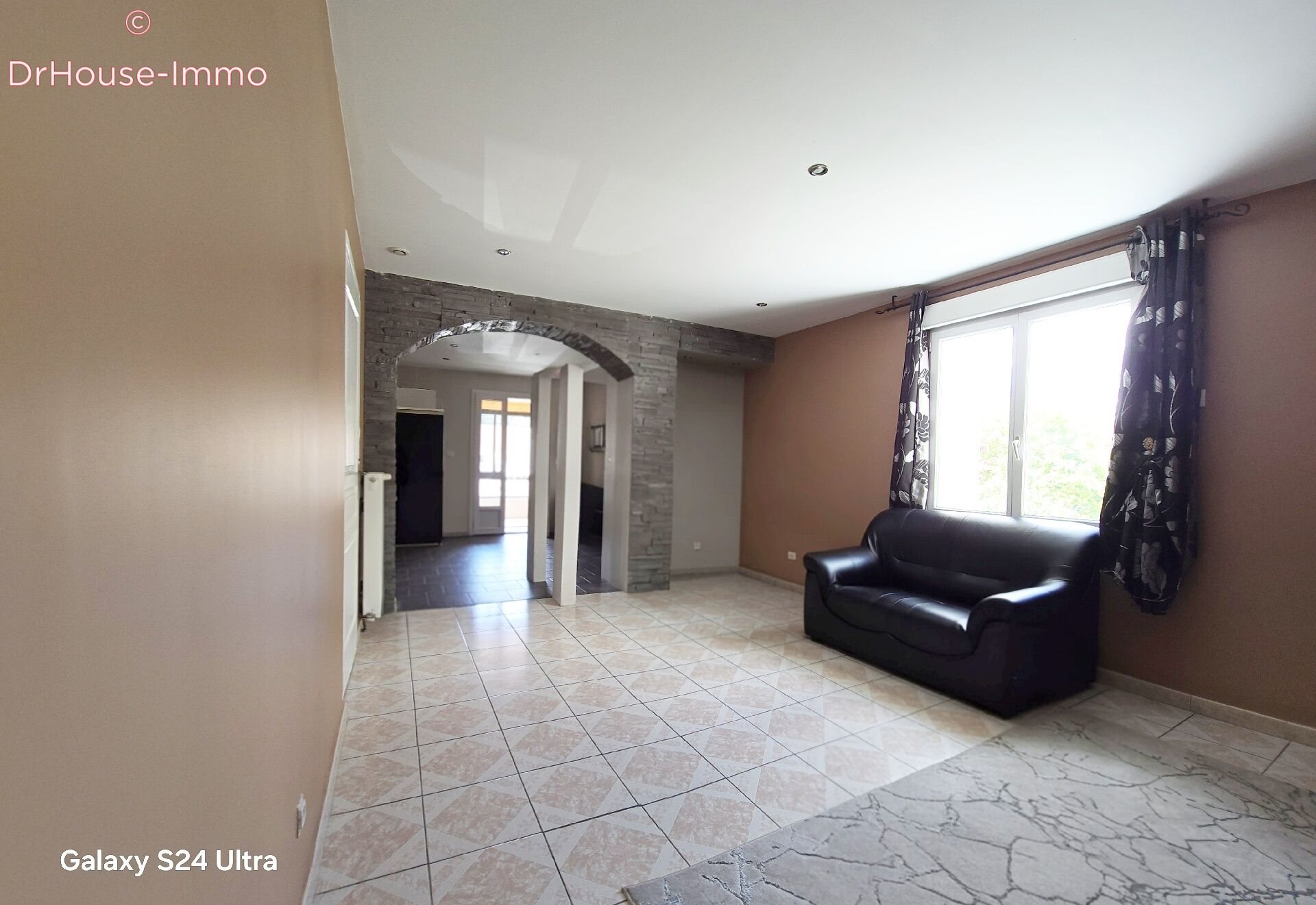 Maison à vendre, 250m², Unieux