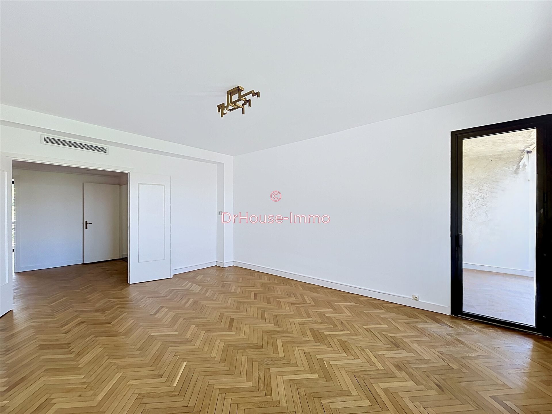 Appartement à louer, 122m², Marseille 8ème