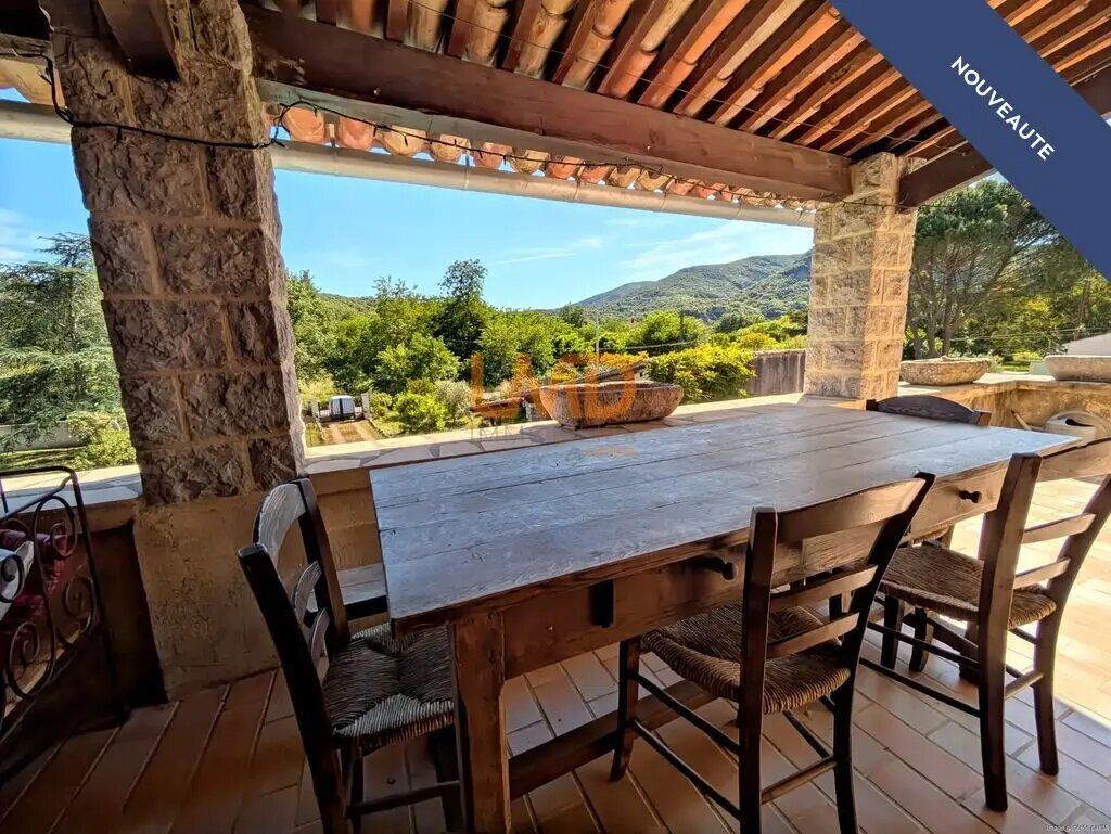 Maison à vendre, 150m², Vallon-Pont-d'Arc