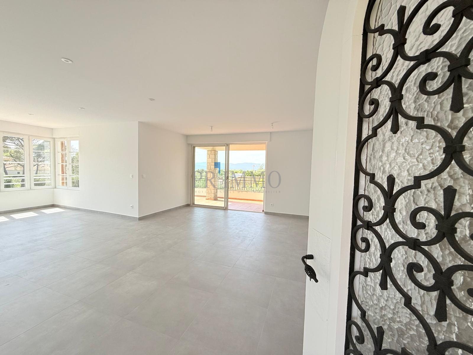 Appartement à vendre, 122m², Saint-Raphaël
