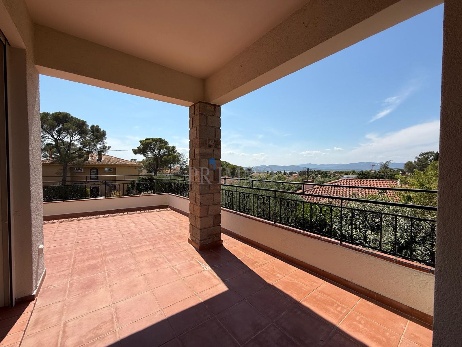 Appartement à vendre, 122m², Saint-Raphaël