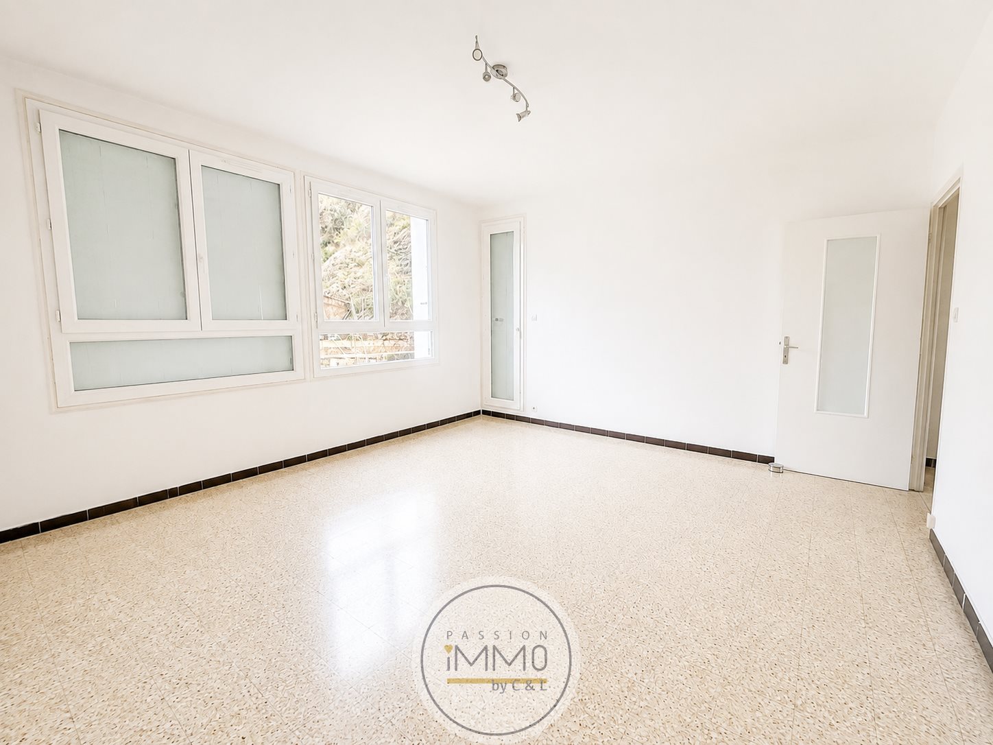 Appartement à vendre, 68m², Peyruis