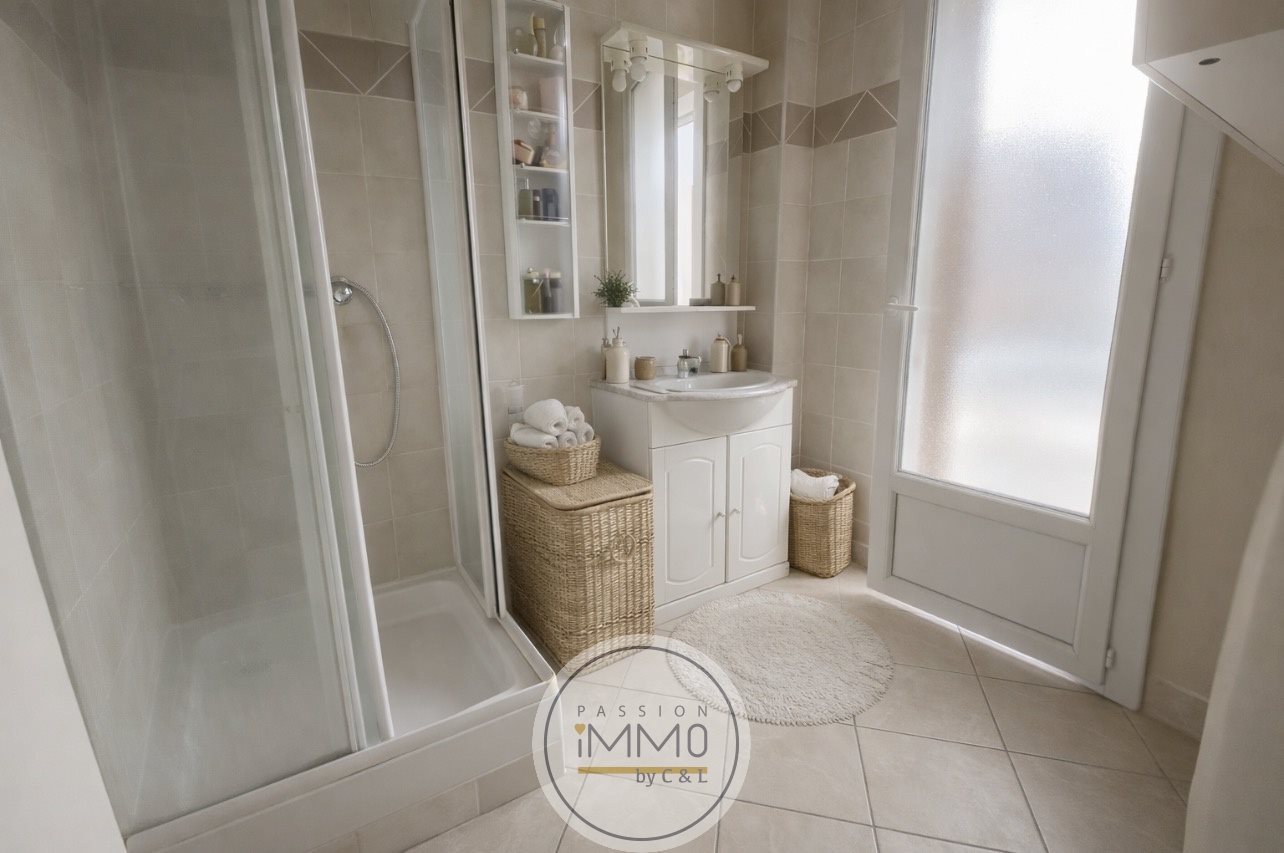 Appartement à vendre, 70m², Château-Arnoux-Saint-Auban