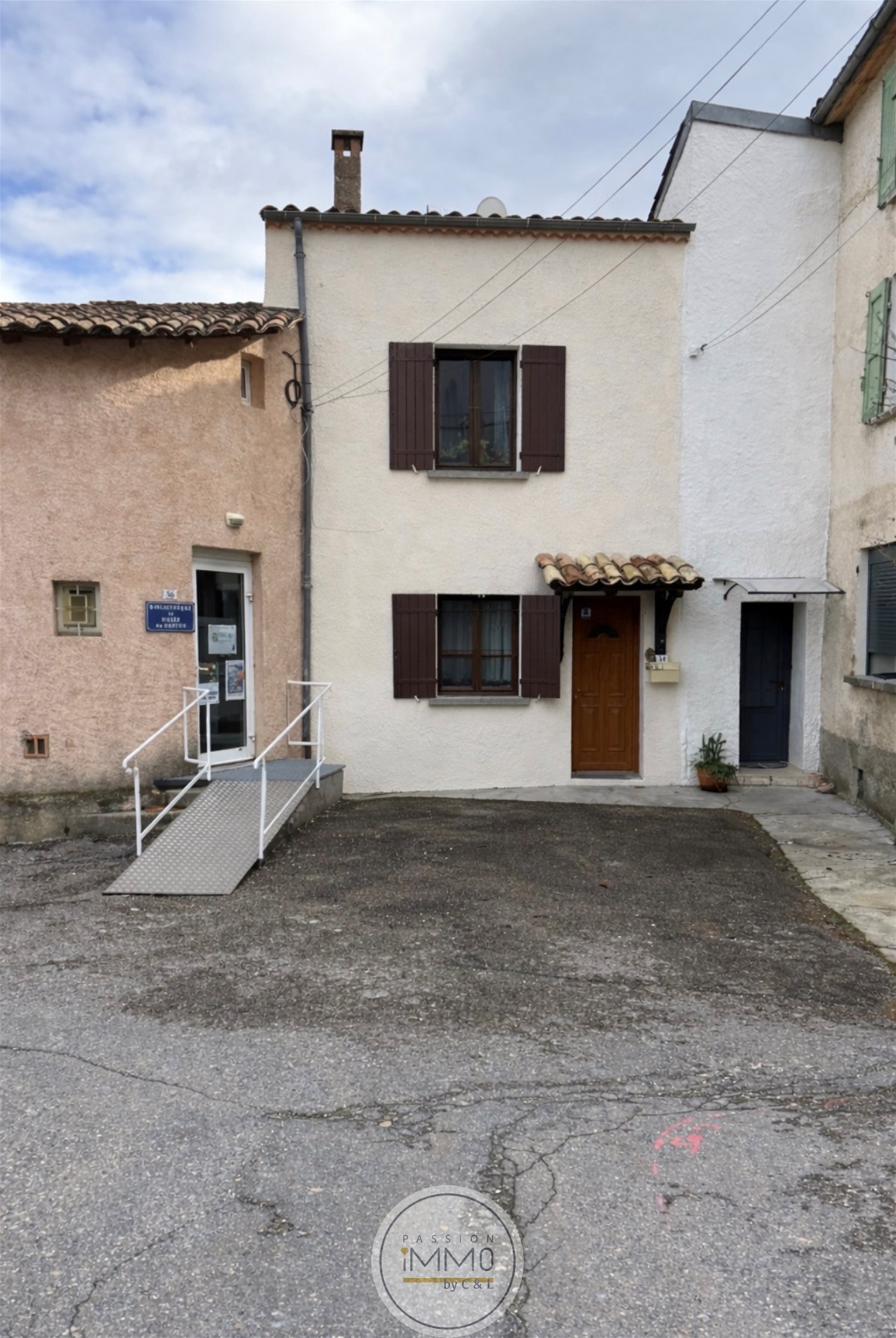 Maison à vendre, 64m², Champtercier