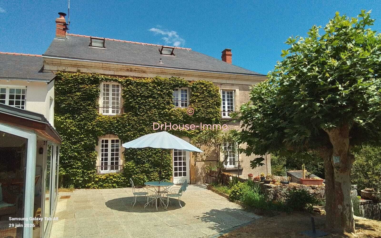 Maison à vendre, 260m², Aubigné-sur-Layon