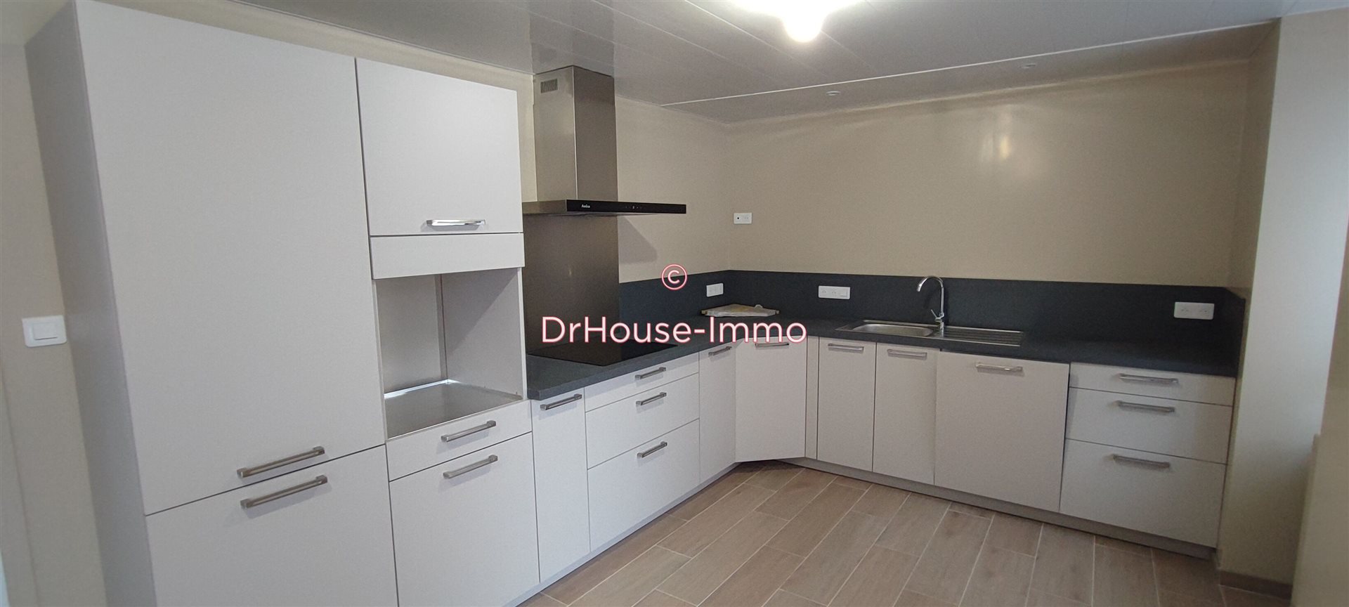 Maison à vendre, 120m², Saint-Georges-d'Aurac