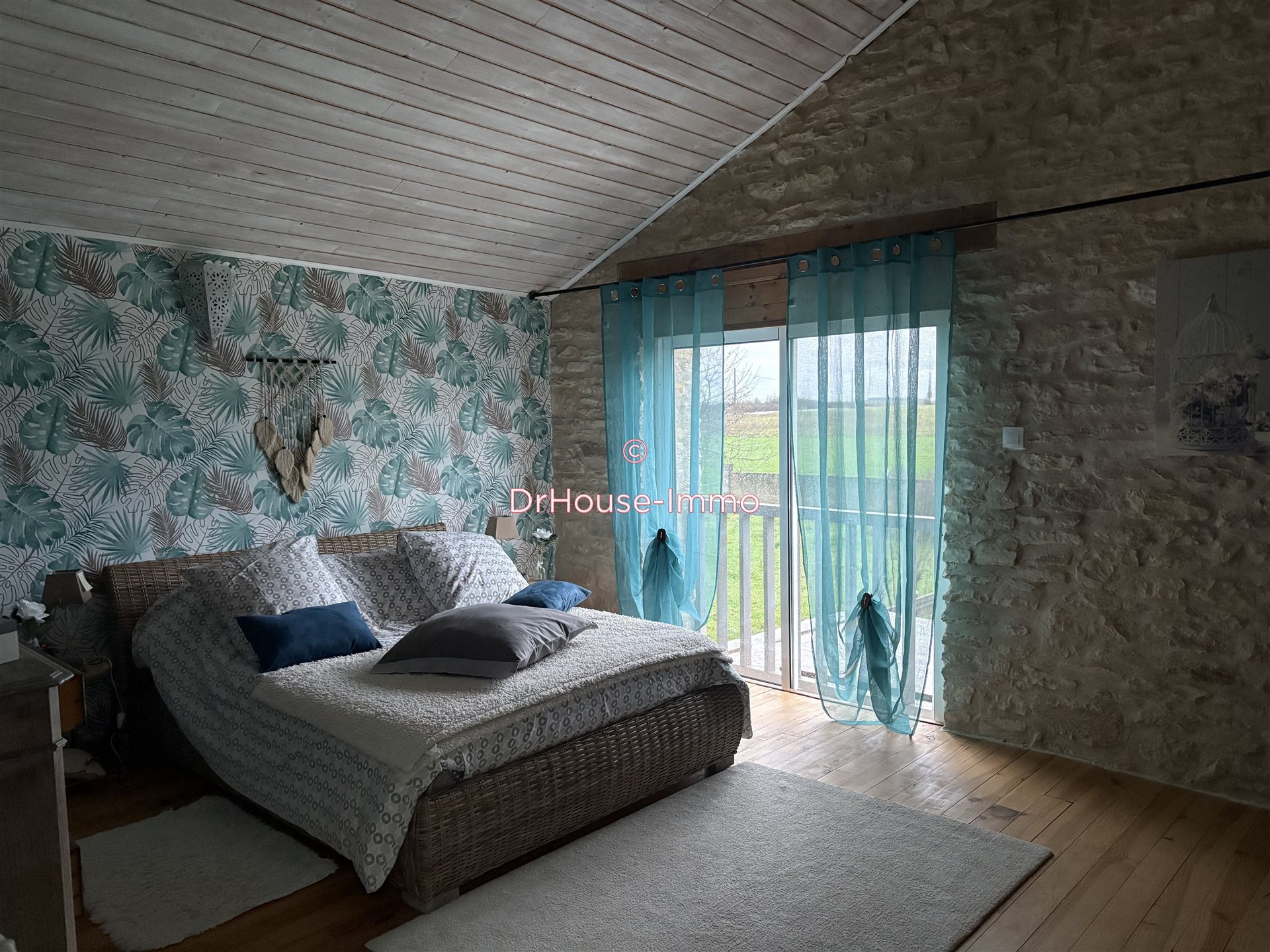 Maison à vendre, 220m², Neuville-de-Poitou
