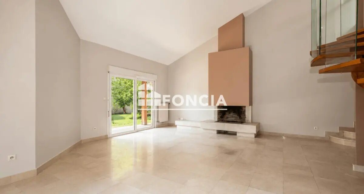 Maison à vendre, 240m², Miribel