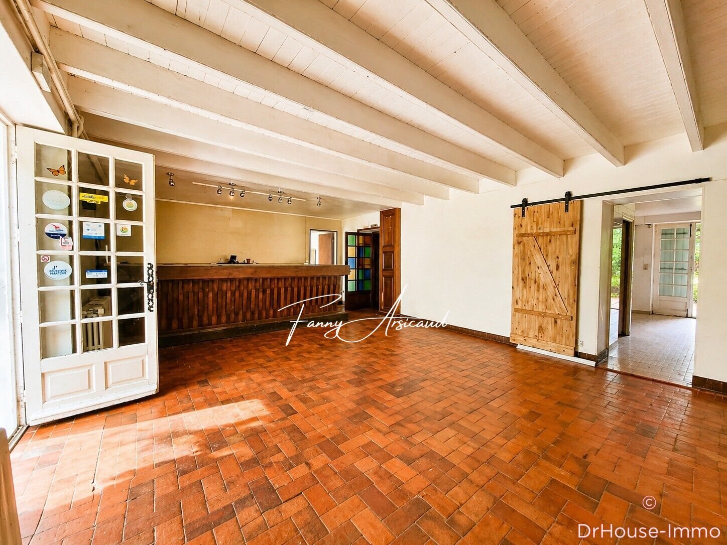 Maison à vendre, 372m², Mervent
