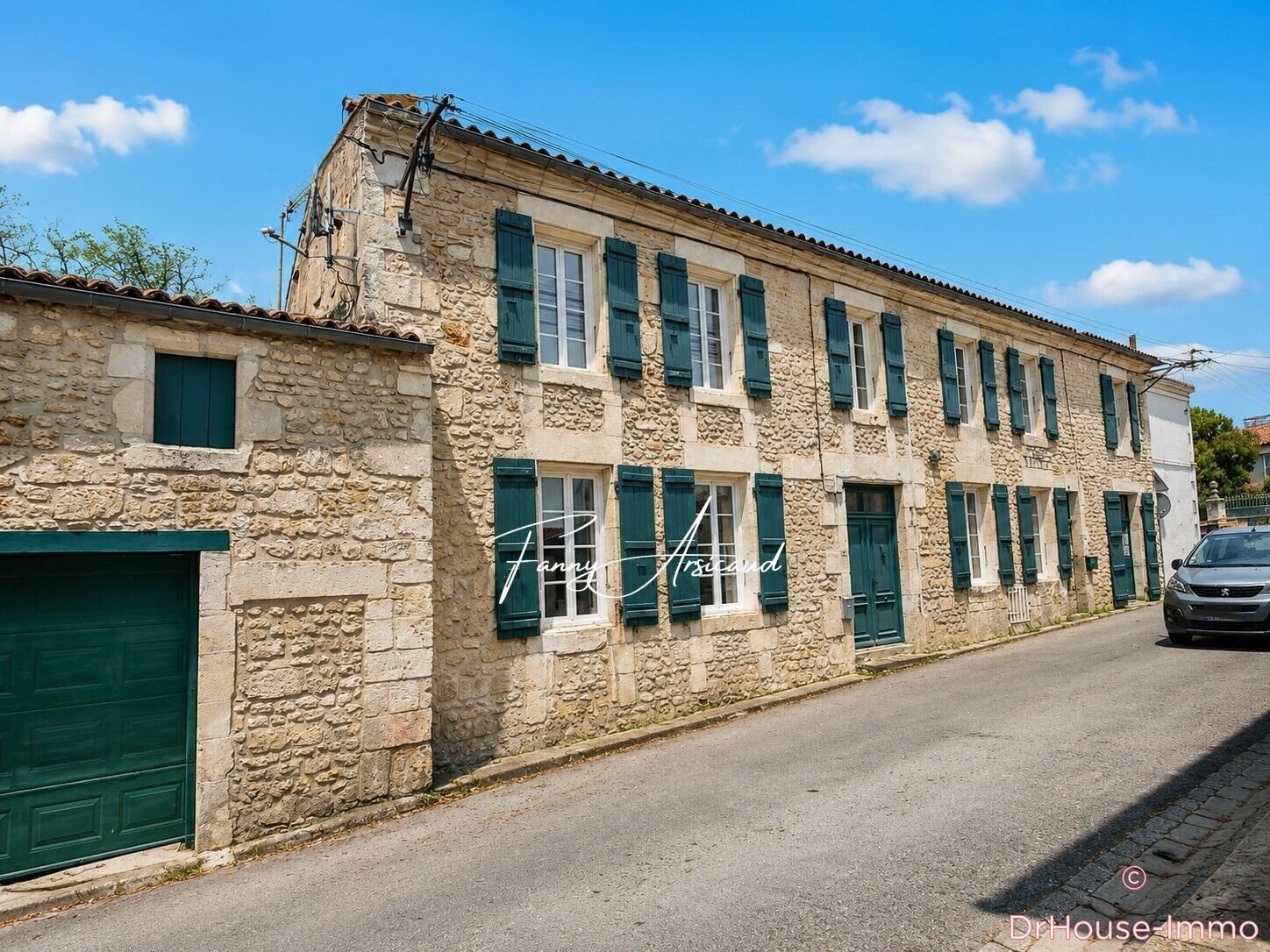 Maison à vendre, 212m², Pont-l'Abbé-d'Arnoult