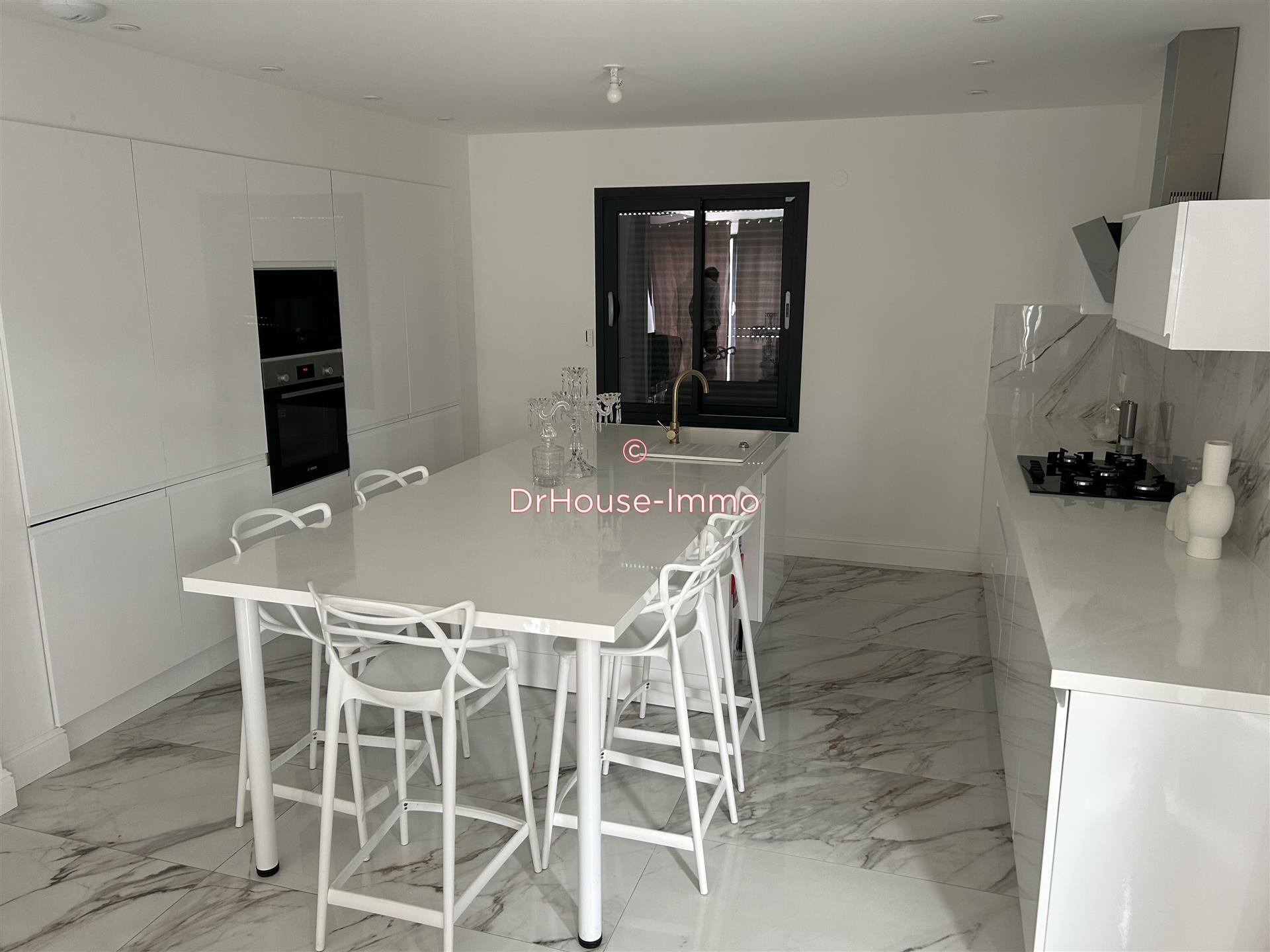 Maison à vendre, 100m², La Couronne