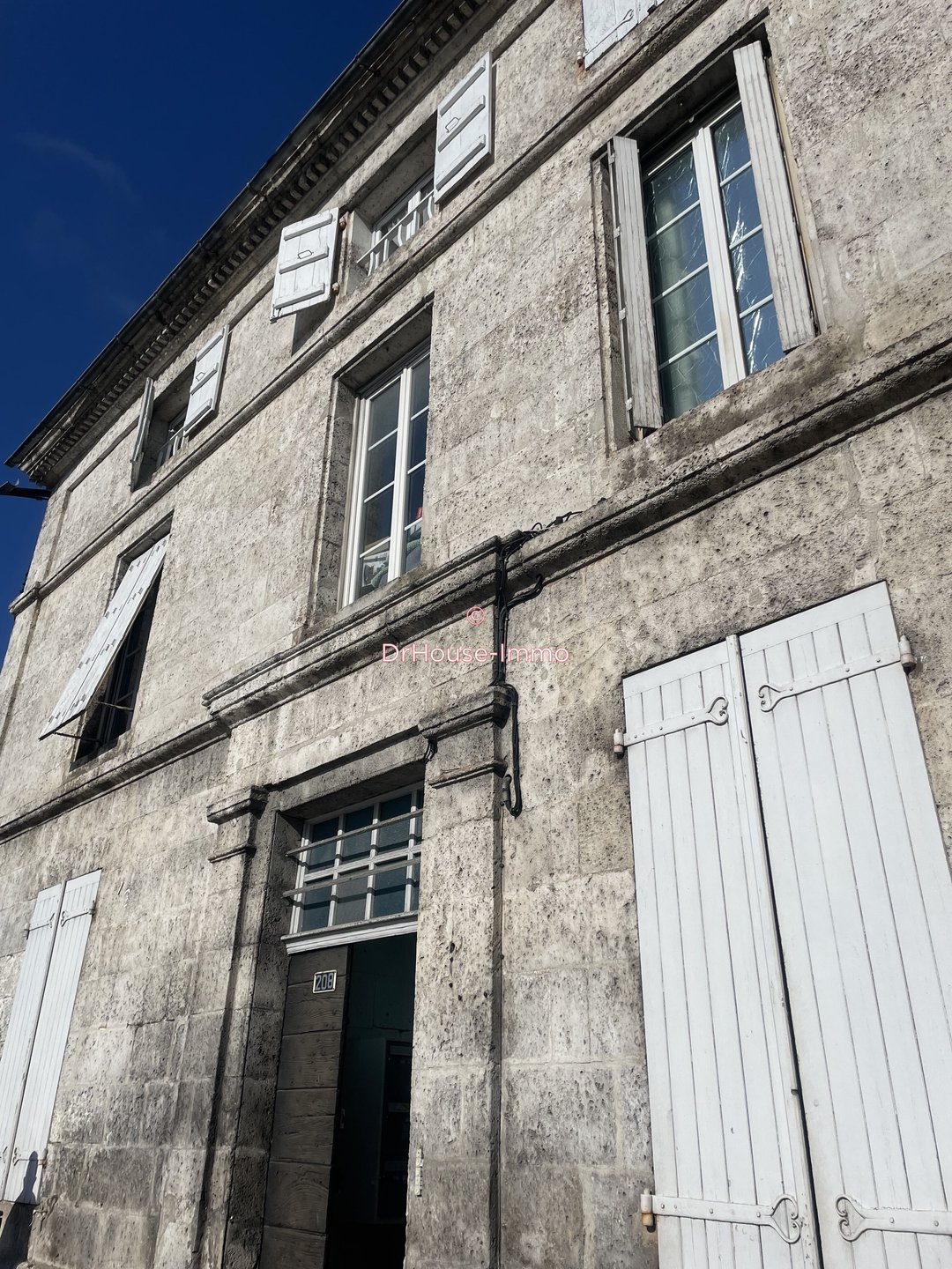Maison à vendre, 200m², Gond-Pontouvre
