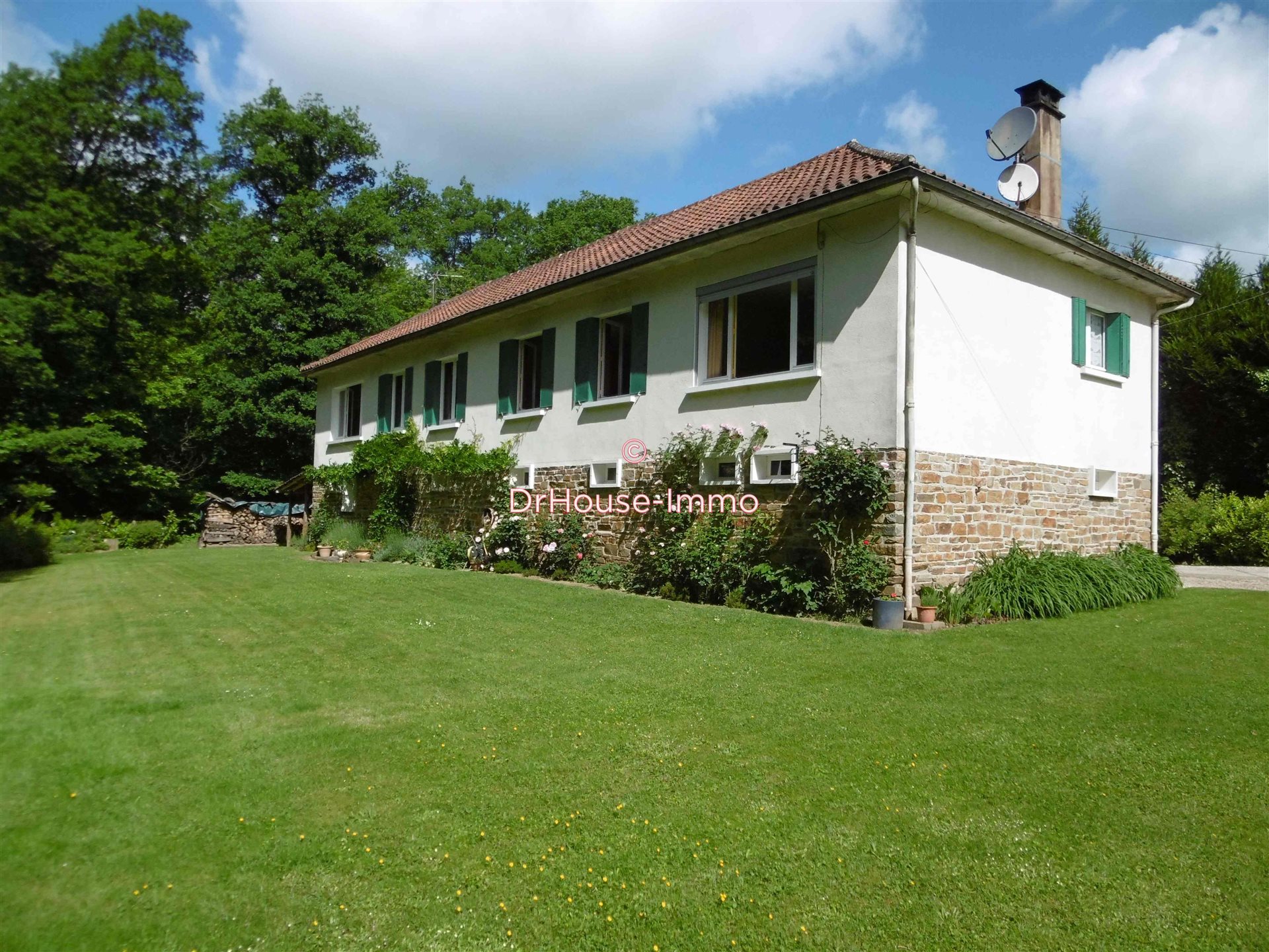 Maison à vendre, 138m², Nantheuil
