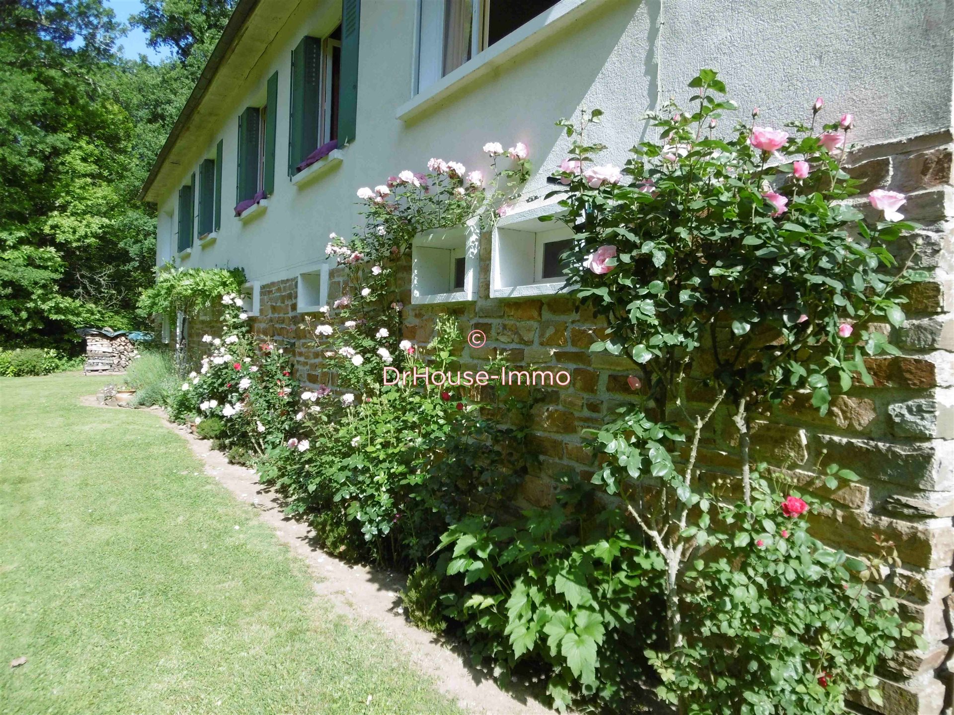 Maison à vendre, 138m², Nantheuil