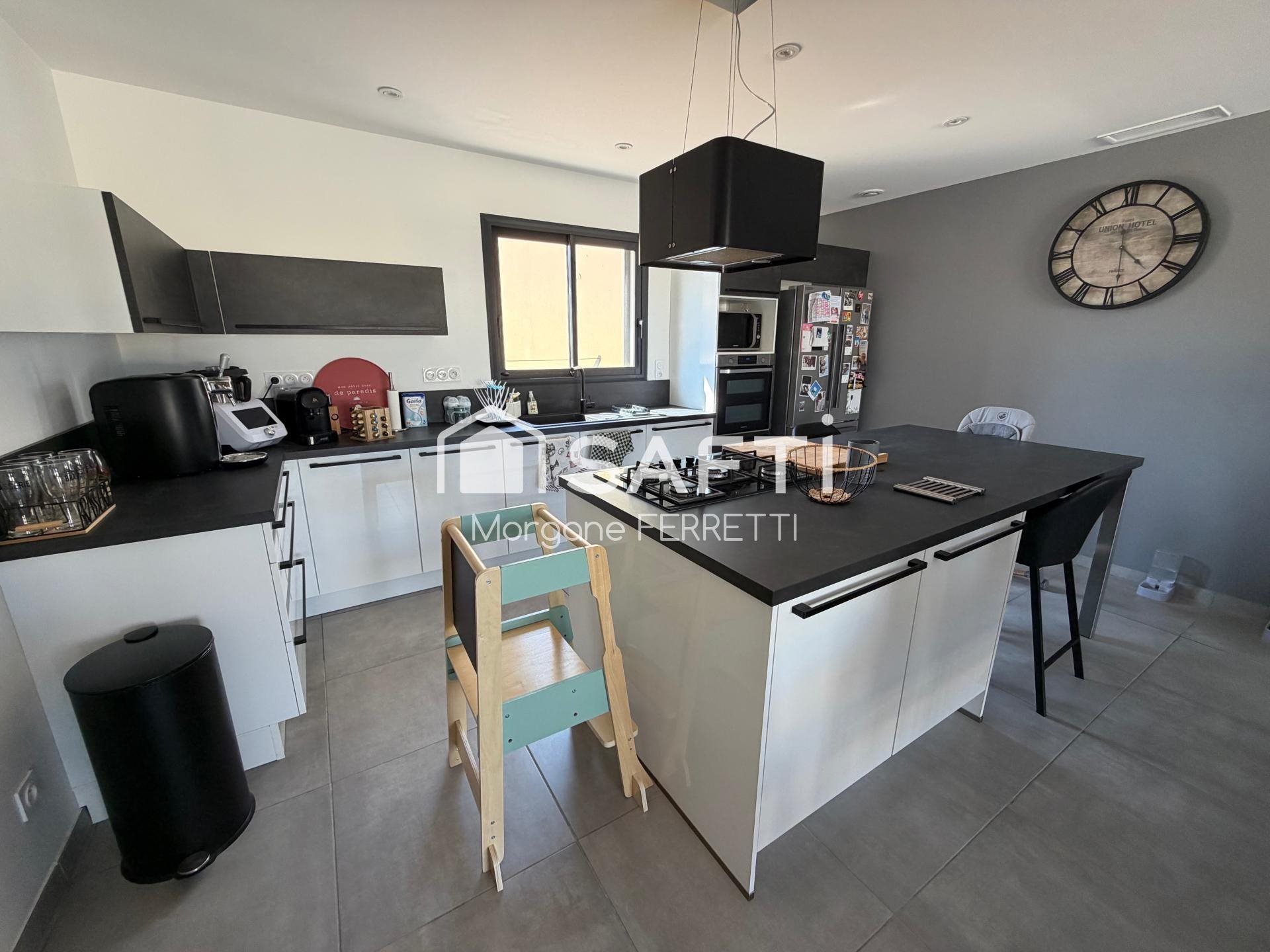 Maison à vendre, 106m², Ouveillan