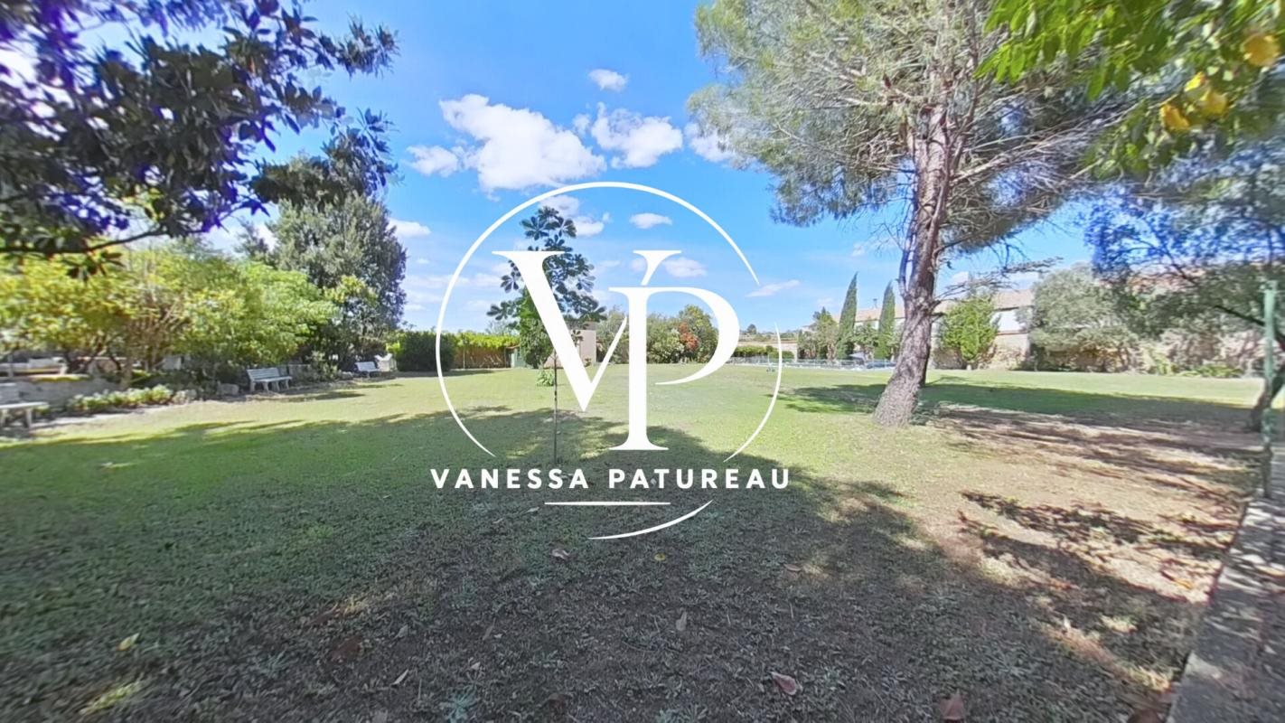 Maison à vendre, 402m², Ouveillan
