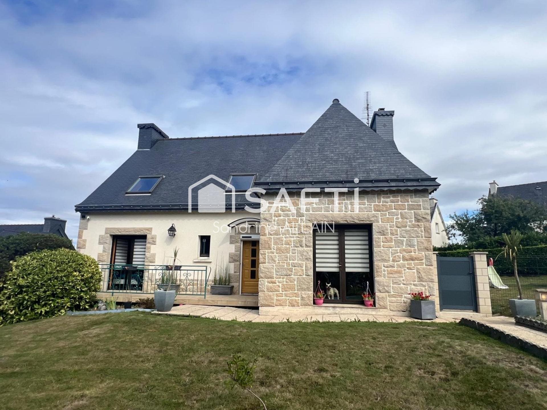 Maison à vendre, 170m², Callac