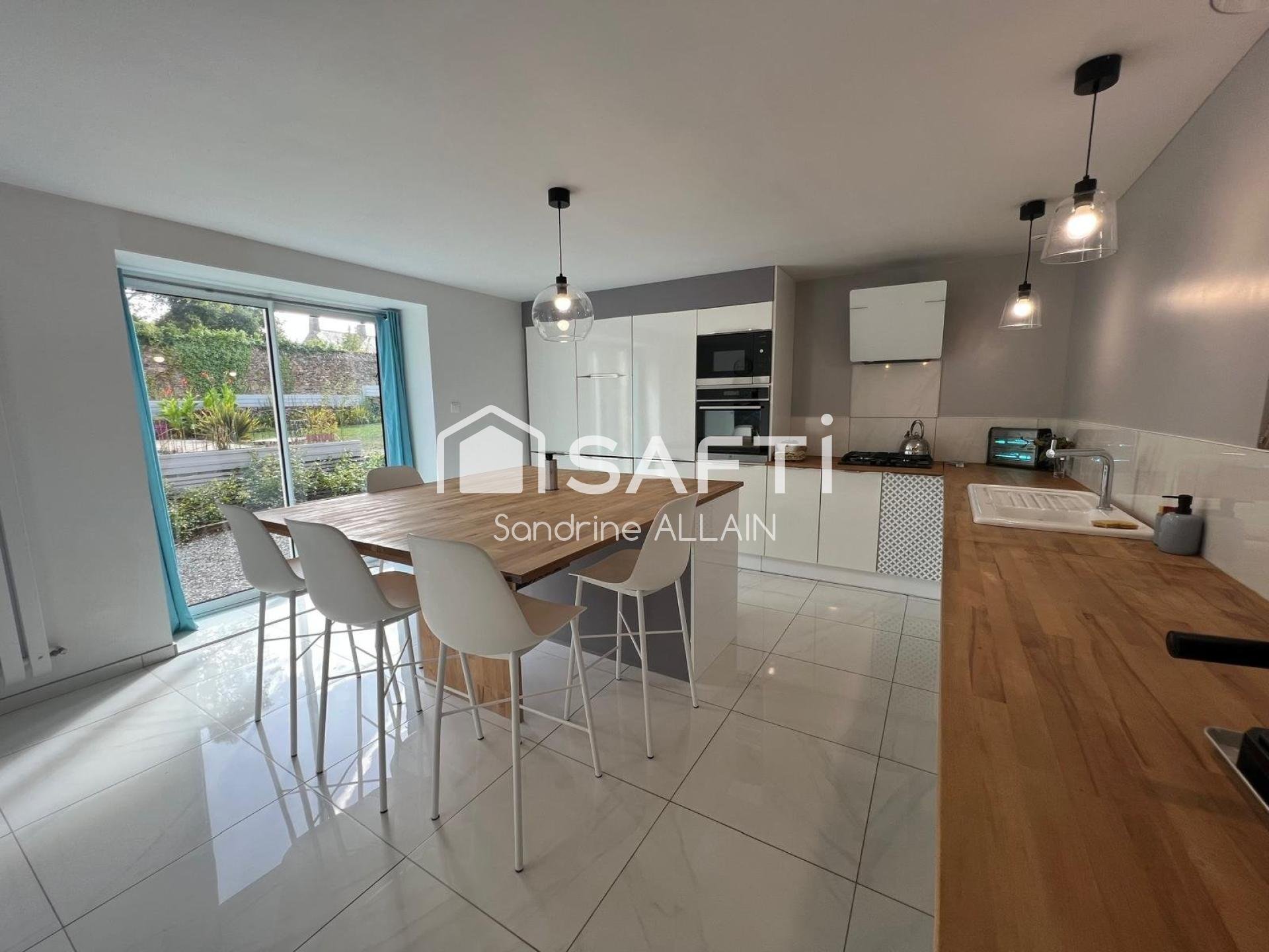 Maison à vendre, 241m², Plélo