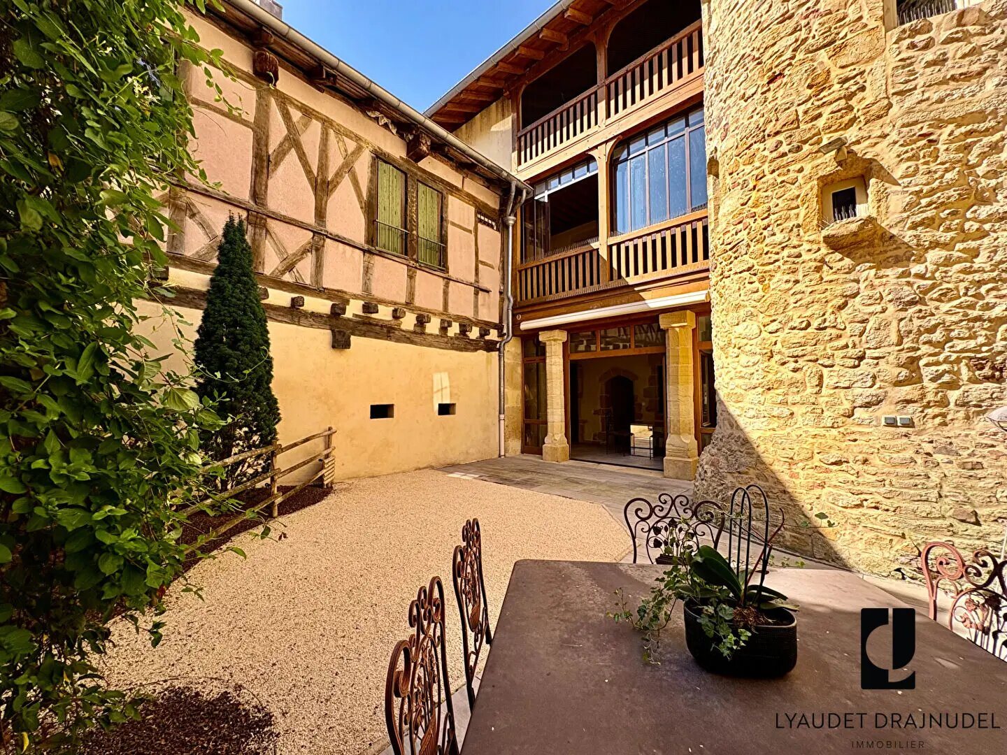 Maison à vendre, 200m², Charlieu
