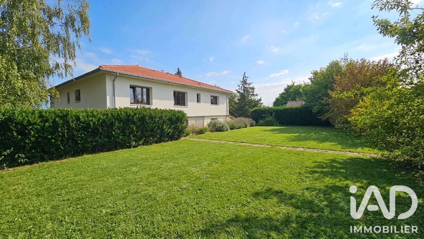 Maison à vendre, 128m², Saint-Privat-la-Montagne