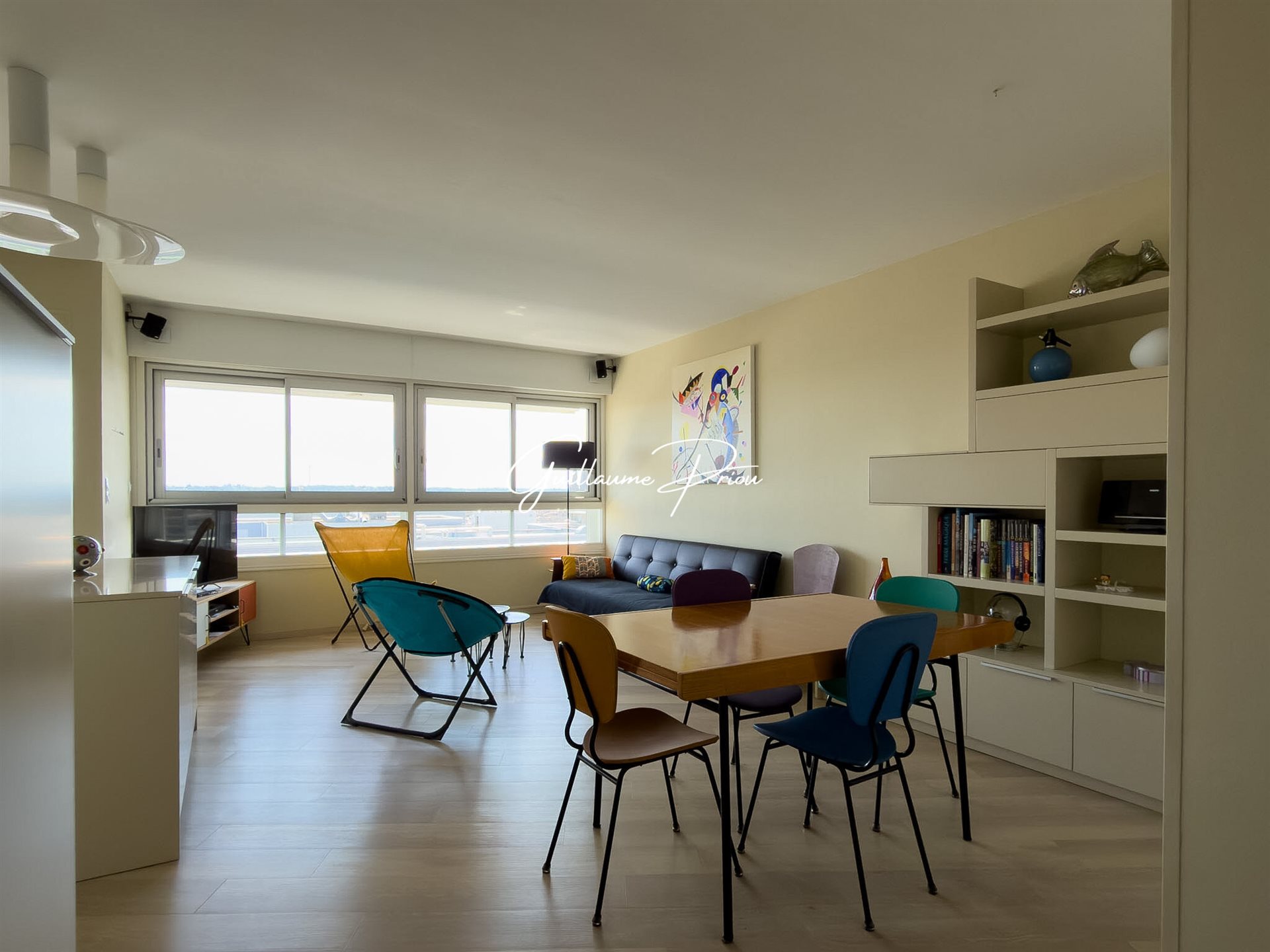 Top-Floor 111 sqm Apartment with Panoramic Bordeaux Views, Parking & Air Conditioning - Ansicht 3