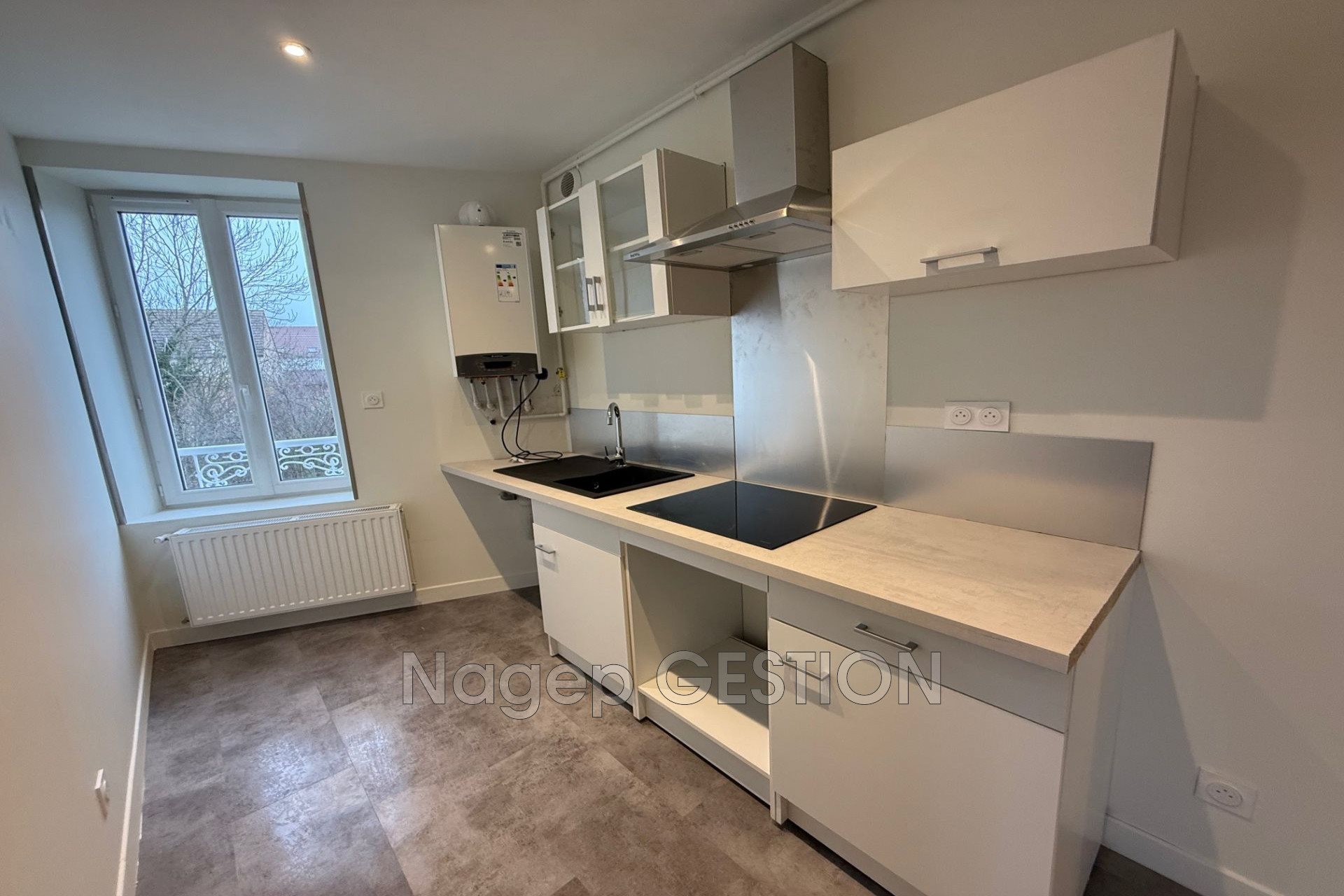 Appartement à louer, 56m², Saint-Germain-des-Fossés