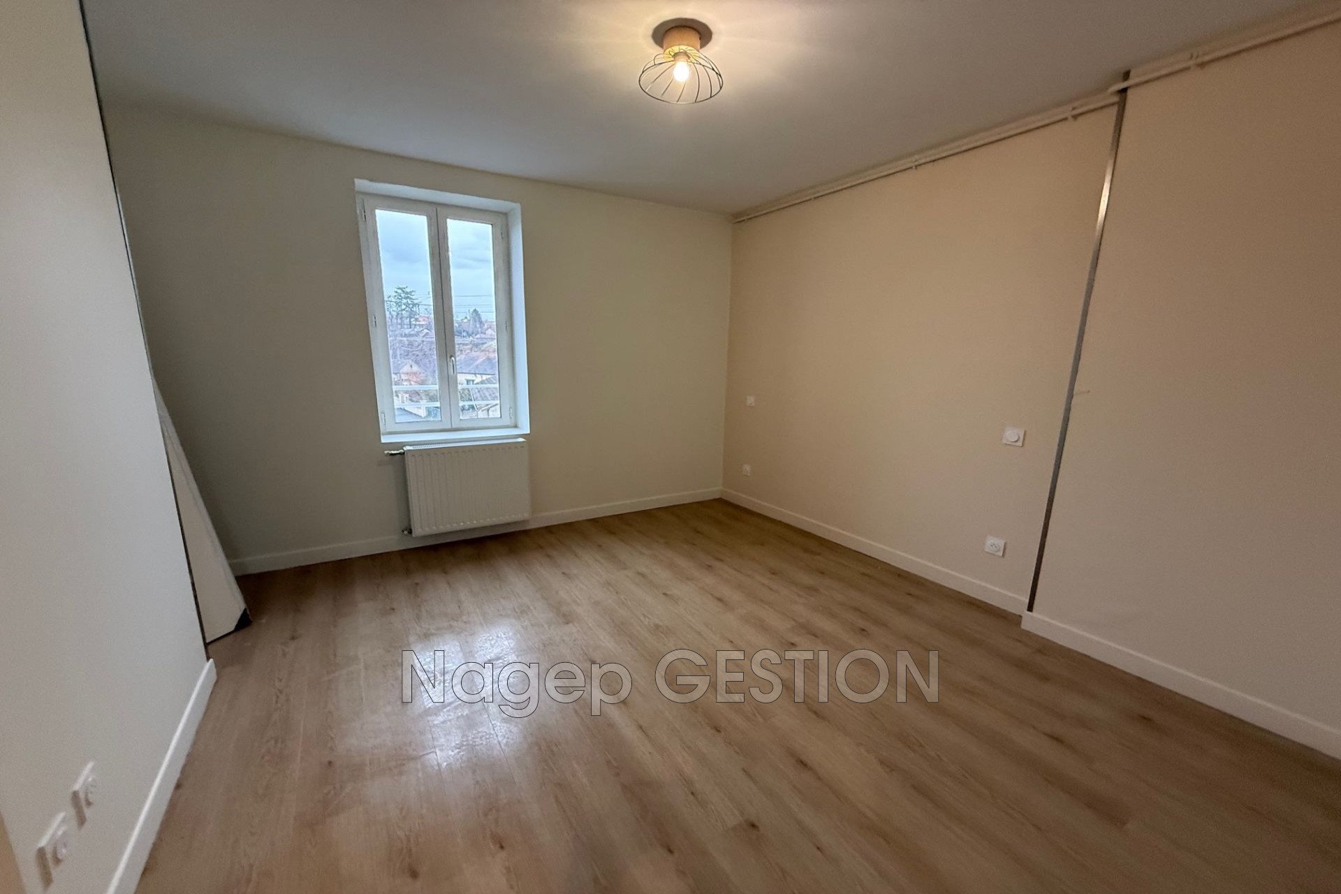 Appartement à louer, 56m², Saint-Germain-des-Fossés