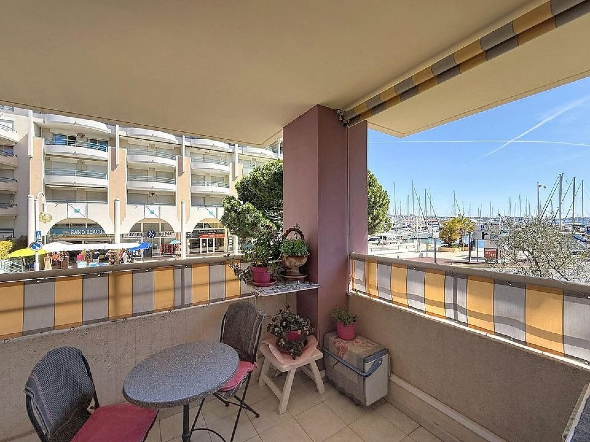 Appartement à vendre, 60m², Fréjus