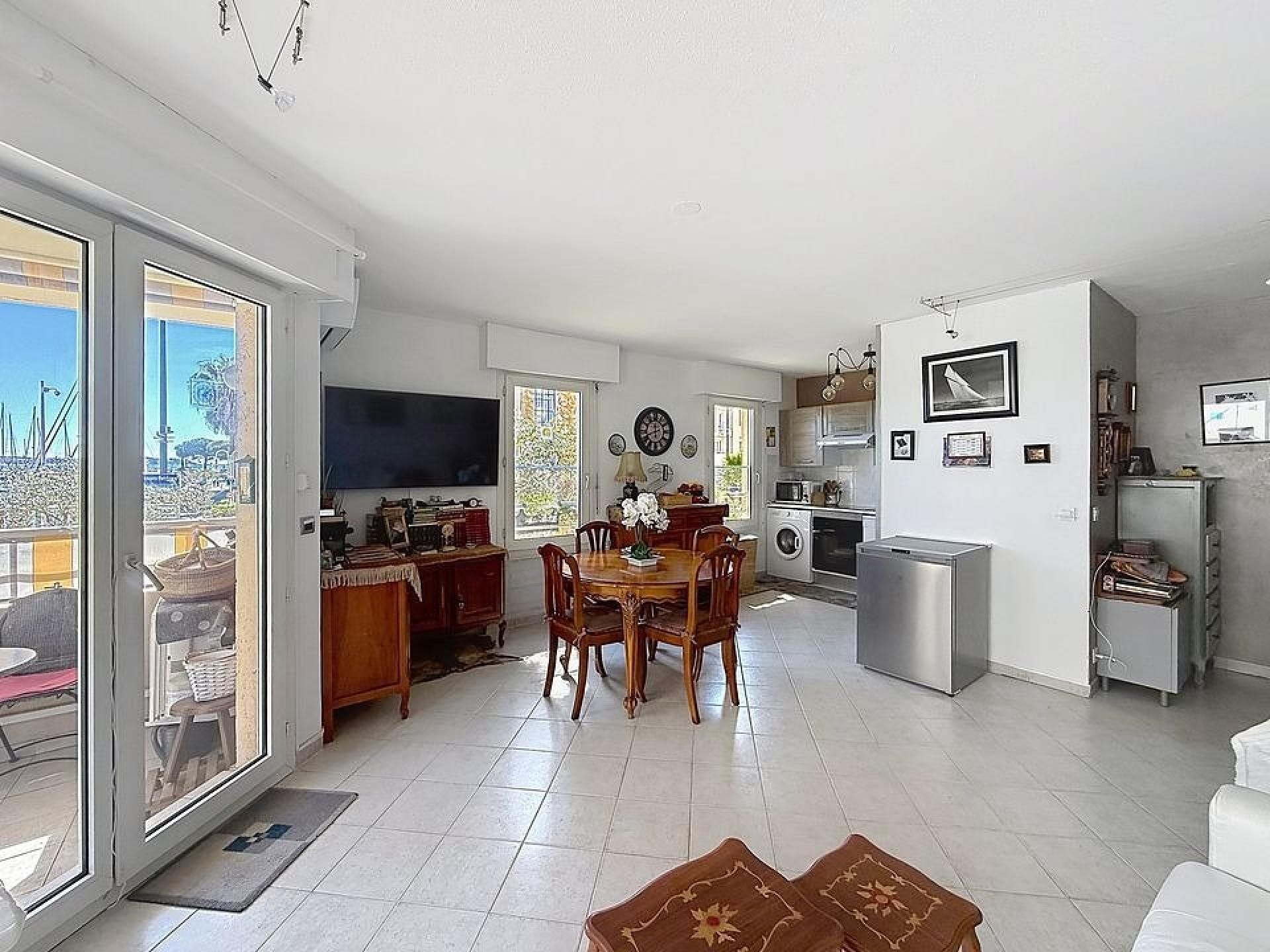 Appartement à vendre, 60m², Fréjus