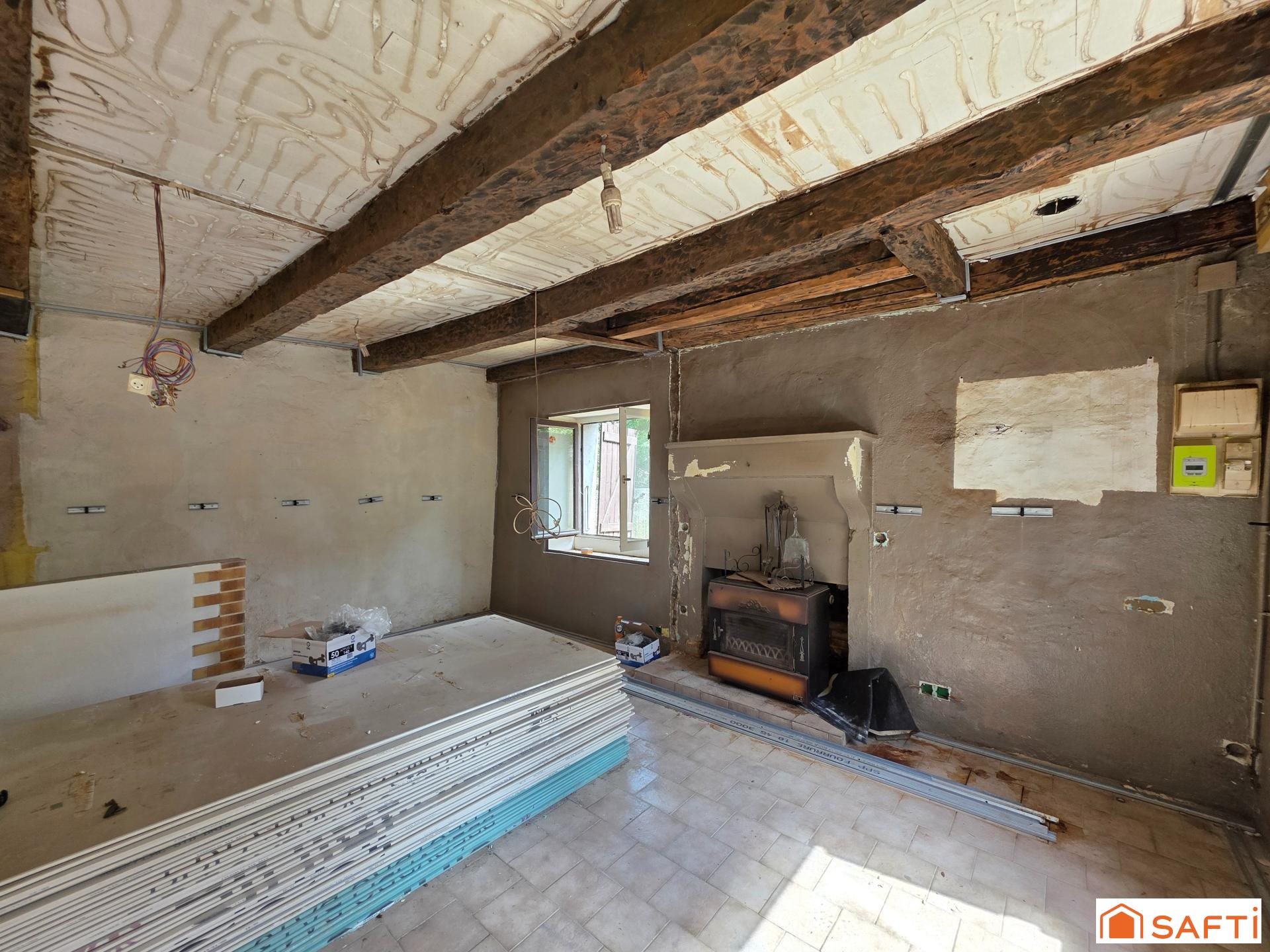 Maison à vendre, 45m², Lusignan