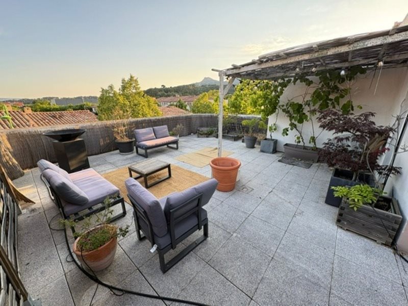 Appartement à vendre, 61m², Roquevaire